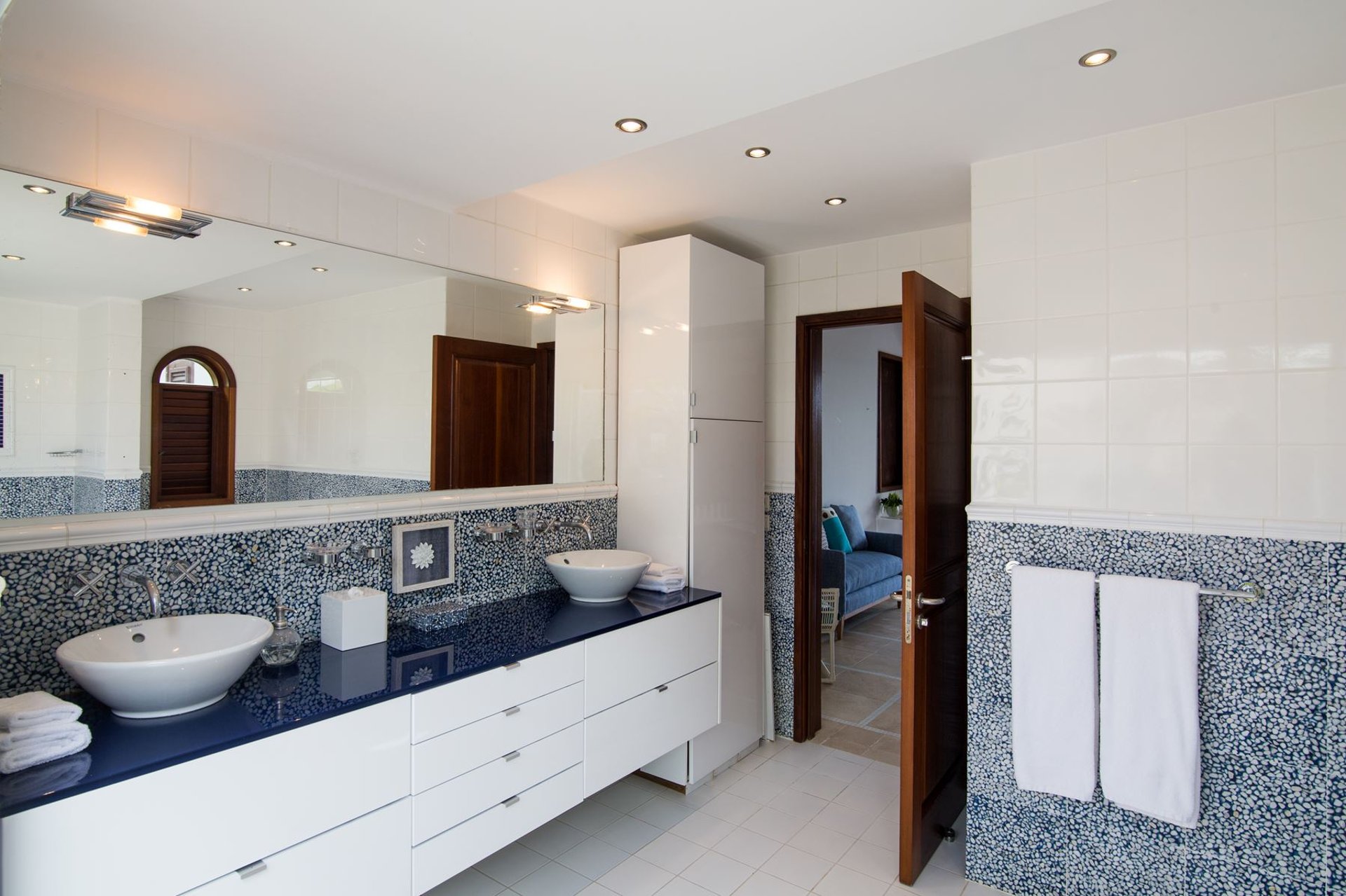Mes Amis, A 13-Bedroom Cliff-Top Estate in Les Terres Basses - Photo 43