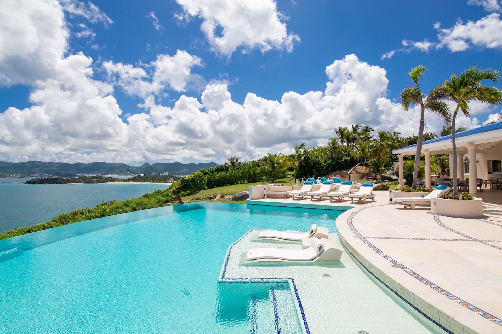 Mes Amis, A 13-Bedroom Cliff-Top Estate in Les Terres Basses - Photo 6