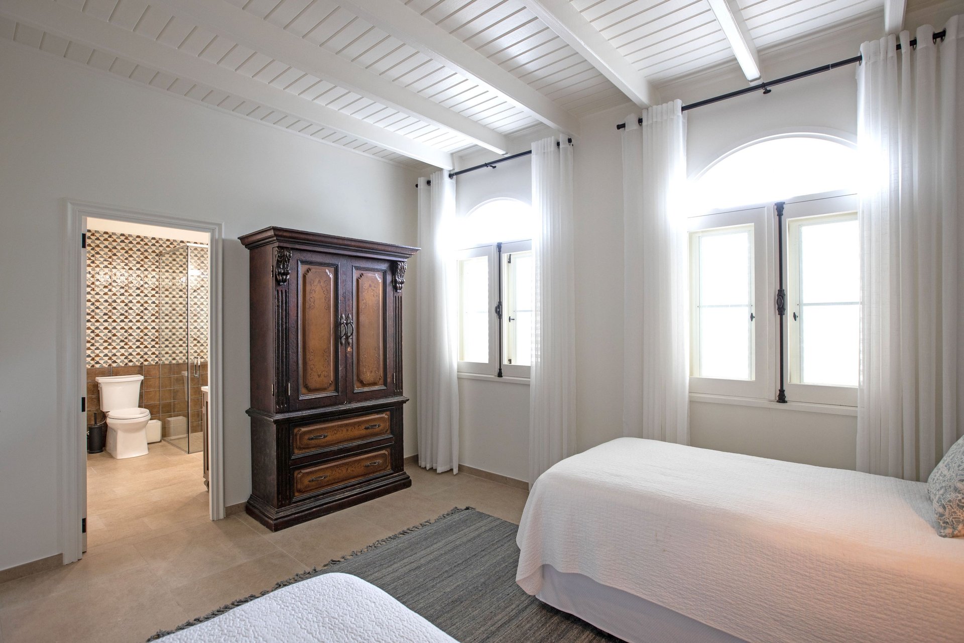 Mille Fleurs, A Four-Bedroom Garden Estate Above Baie aux Prunes - Photo 38
