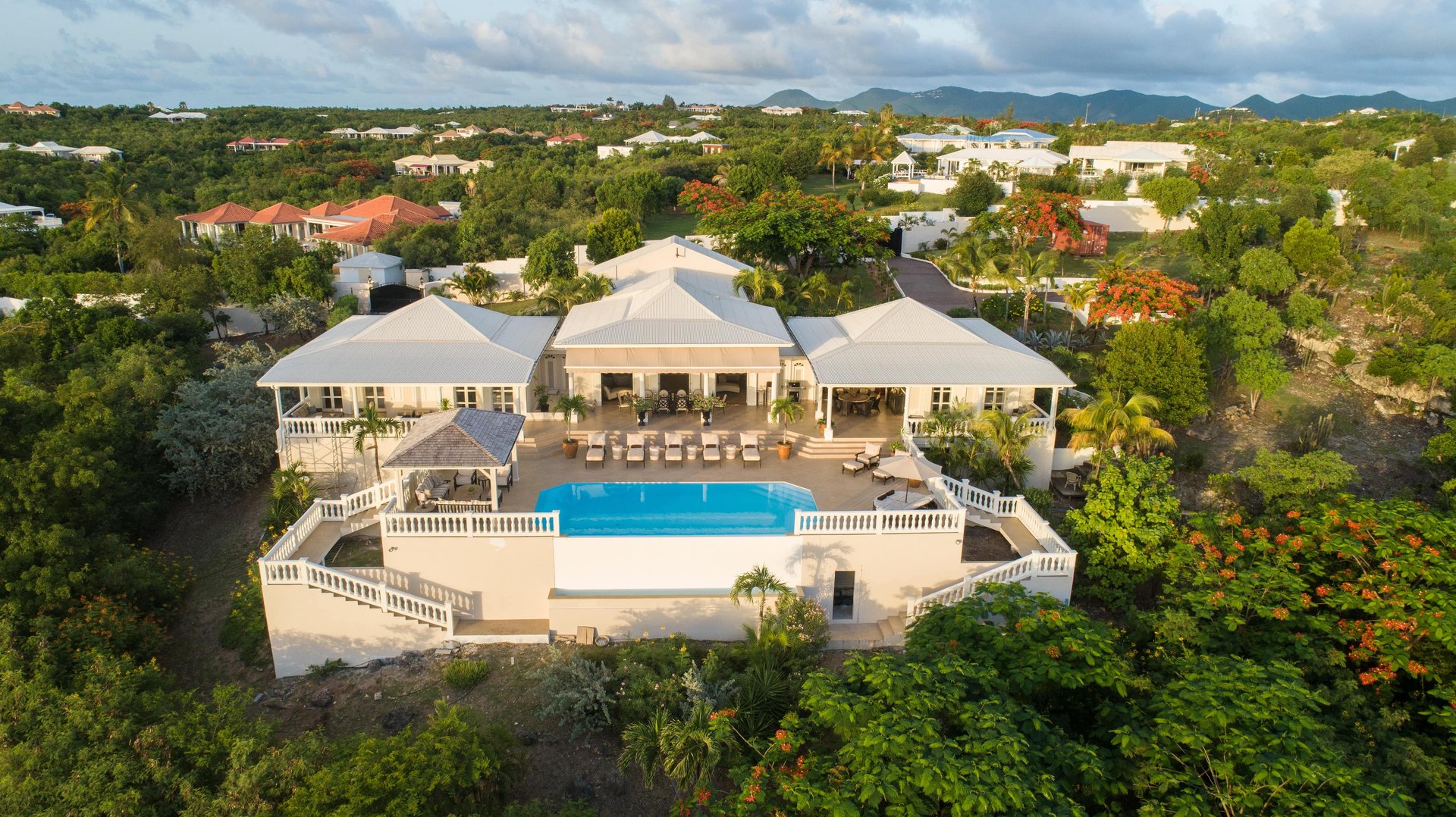 Mille Fleurs, A Four-Bedroom Garden Estate Above Baie aux Prunes - Photo 41