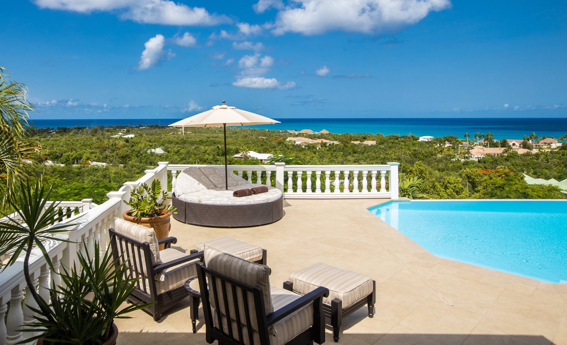 Mille Fleurs, A Four-Bedroom Garden Estate Above Baie aux Prunes - Photo 5