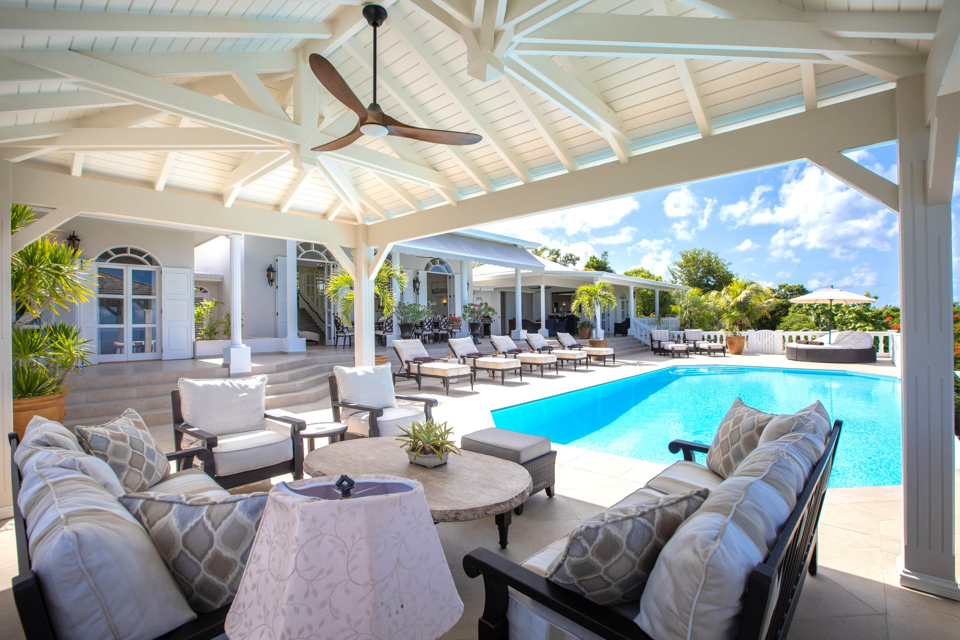 Mille Fleurs, A Four-Bedroom Garden Estate Above Baie aux Prunes - Photo 9
