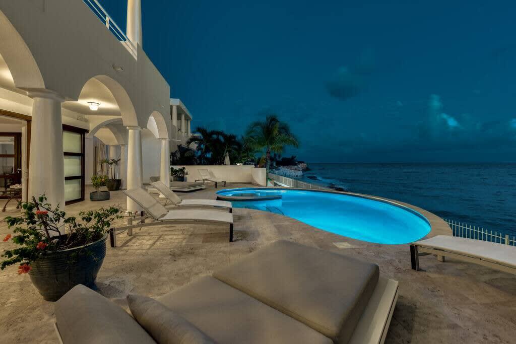 Villa Mumbai, Beachfront Calm at Shore Pointe in Cupecoy - Photo 27