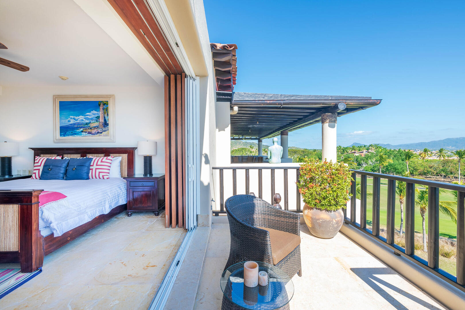 Penthouse Vista Encanto, Three-Bedroom Ocean-View Penthouse in El Encanto - Photo 16