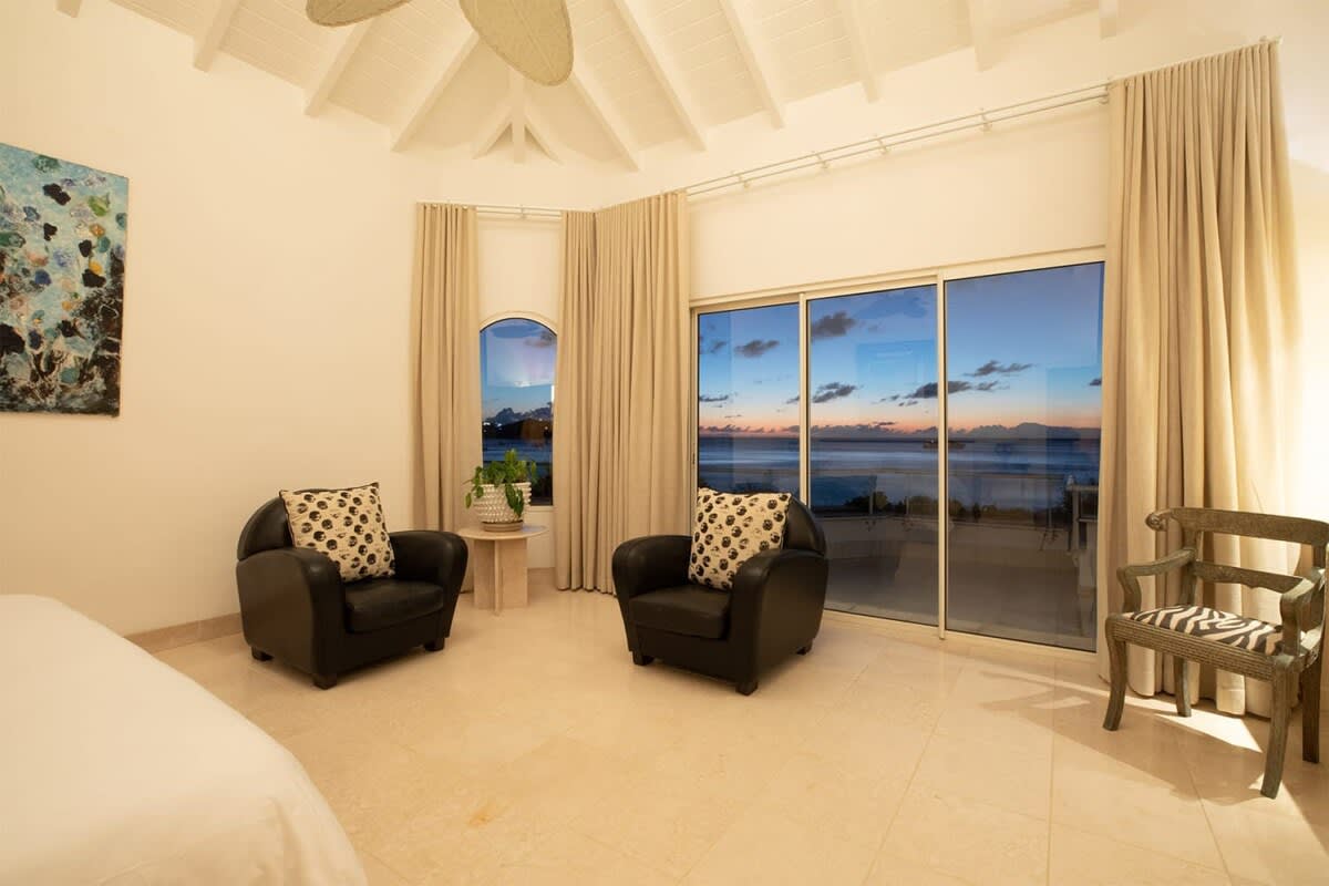 Petite Plage 4BR, Beachfront Grand Case Villa with Heated Pool and Five King Suites - Photo 30