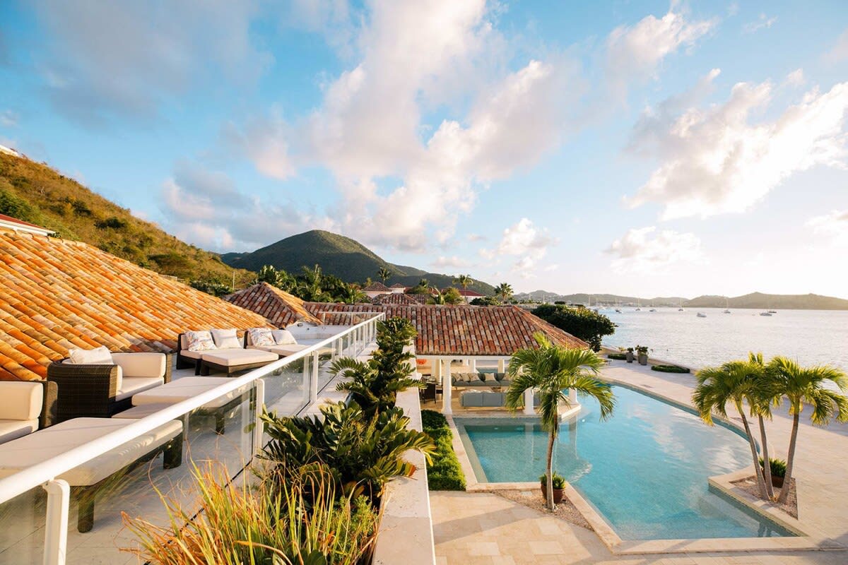 Petite Plage 4BR, Beachfront Grand Case Villa with Heated Pool and Five King Suites - Photo 31