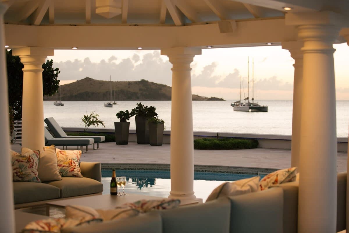 Petite Plage 4BR, Beachfront Grand Case Villa with Heated Pool and Five King Suites - Photo 42