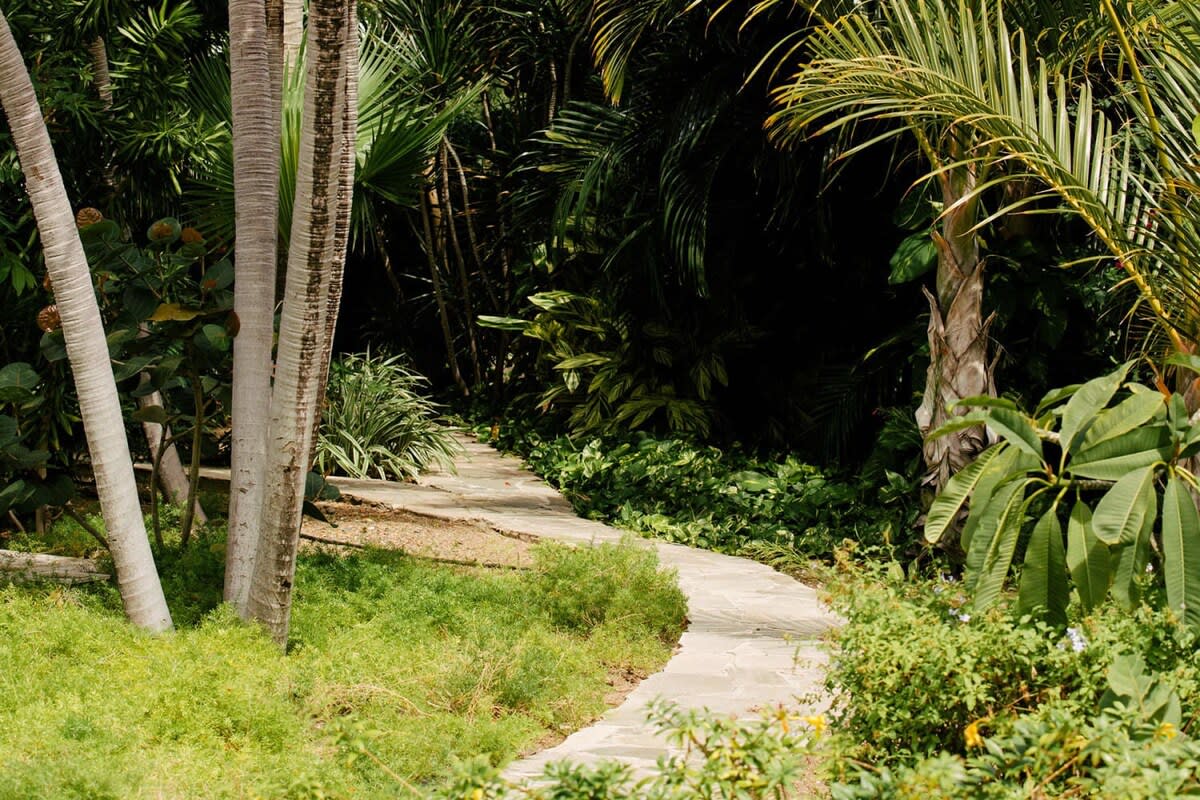 Petite Plage 4BR, Beachfront Grand Case Villa with Heated Pool and Five King Suites - Photo 47