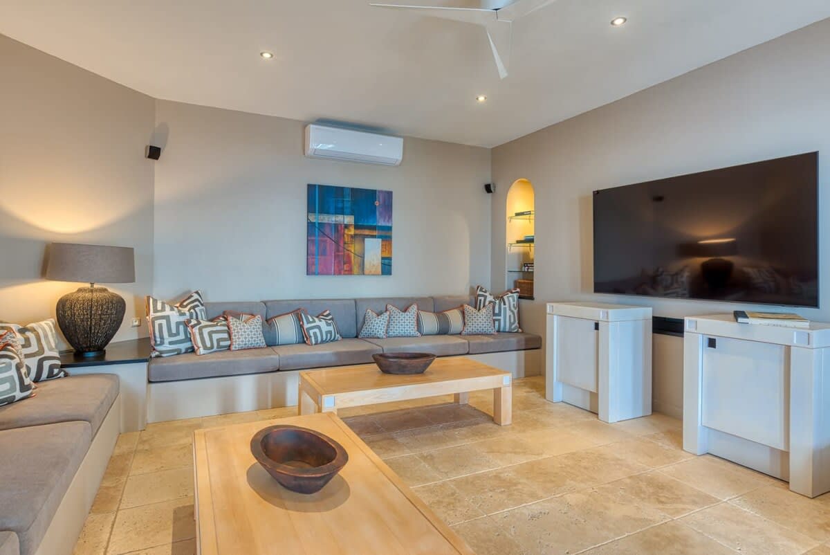 Villa Petite Plage 5, Grand Case Beachfront Estate with Six King Suites and Heated Pool - Photo 20