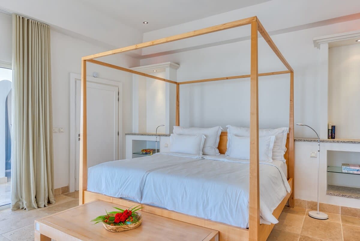 Villa Petite Plage 5, Grand Case Beachfront Estate with Six King Suites and Heated Pool - Photo 34