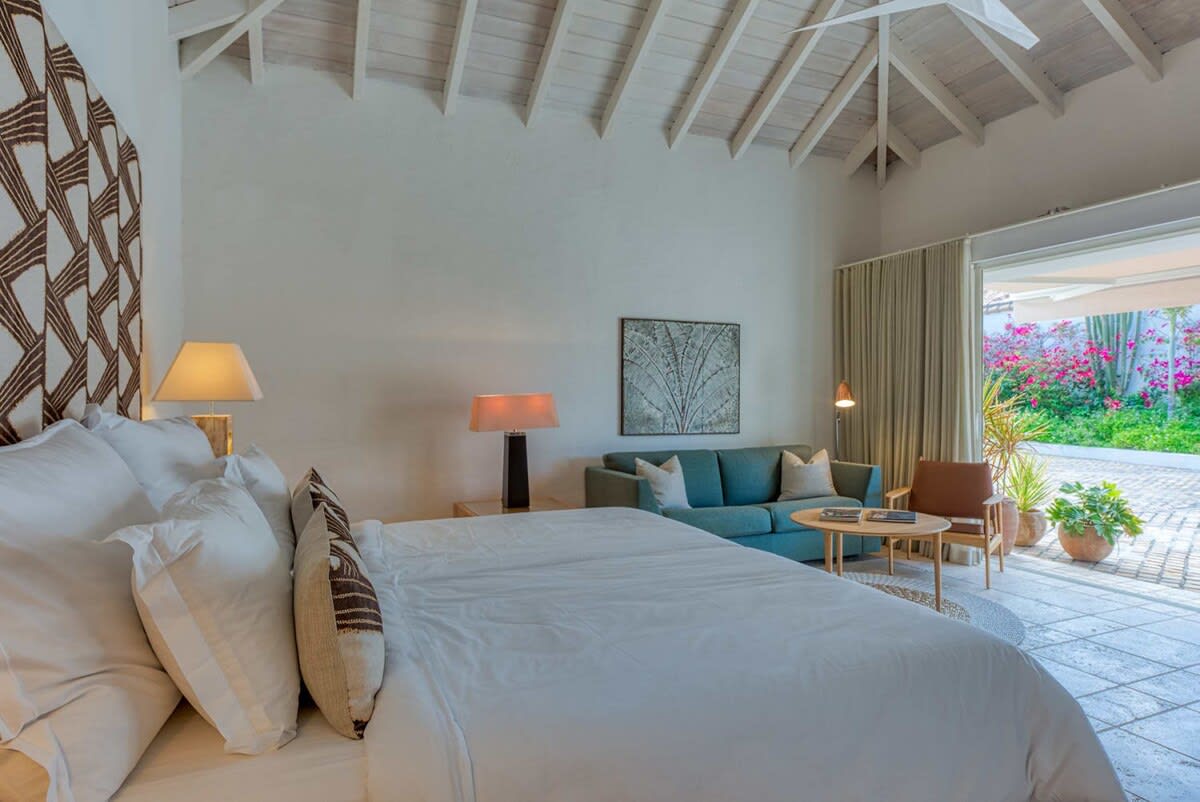 Villa Petite Plage 5, Grand Case Beachfront Estate with Six King Suites and Heated Pool - Photo 43