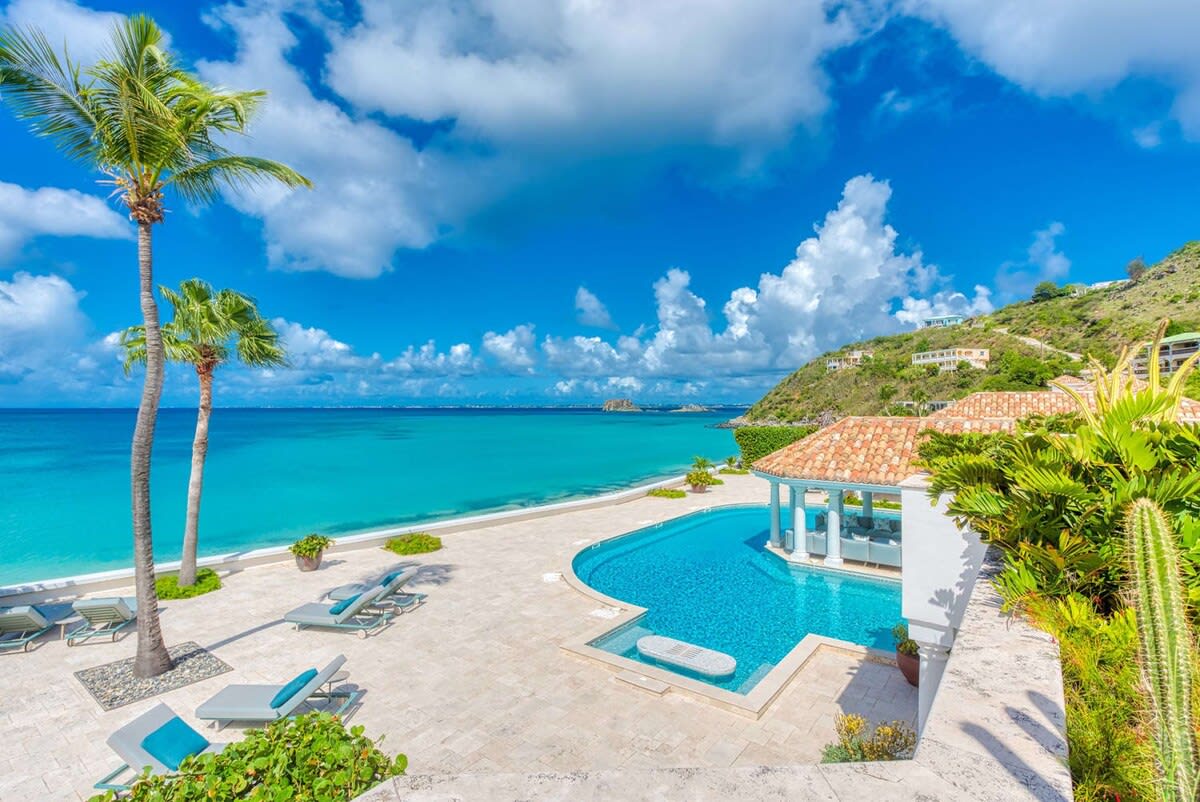 Villa Petite Plage 5, Grand Case Beachfront Estate with Six King Suites and Heated Pool - Photo 6
