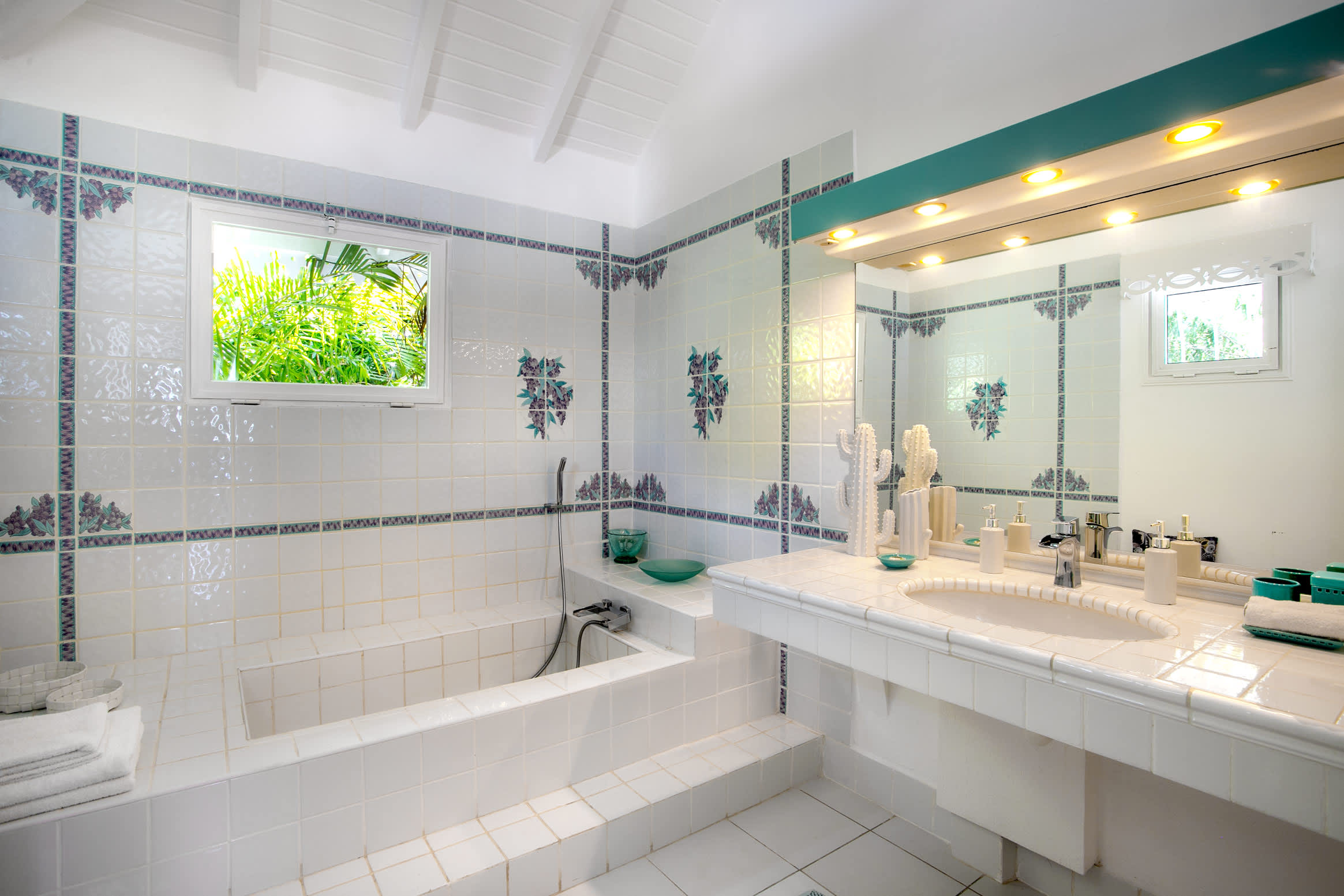 Privilège Estate, A Nine Bedroom Ocean View Retreat in Anse Marcel - Photo 30