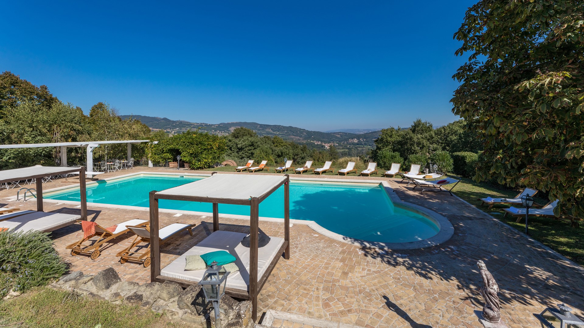 Residenza Collefiorito, Restored 18th-Century Umbrian Estate Near Todi Gallery 1