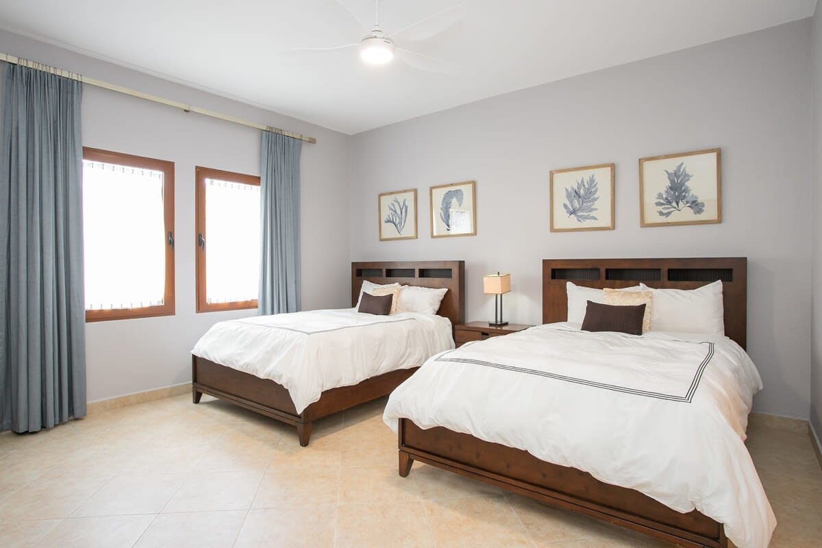 Villa Sea Breeze at Porto Cupecoy, Ocean-View Caribbean Condo with Resort Amenities - Photo 18