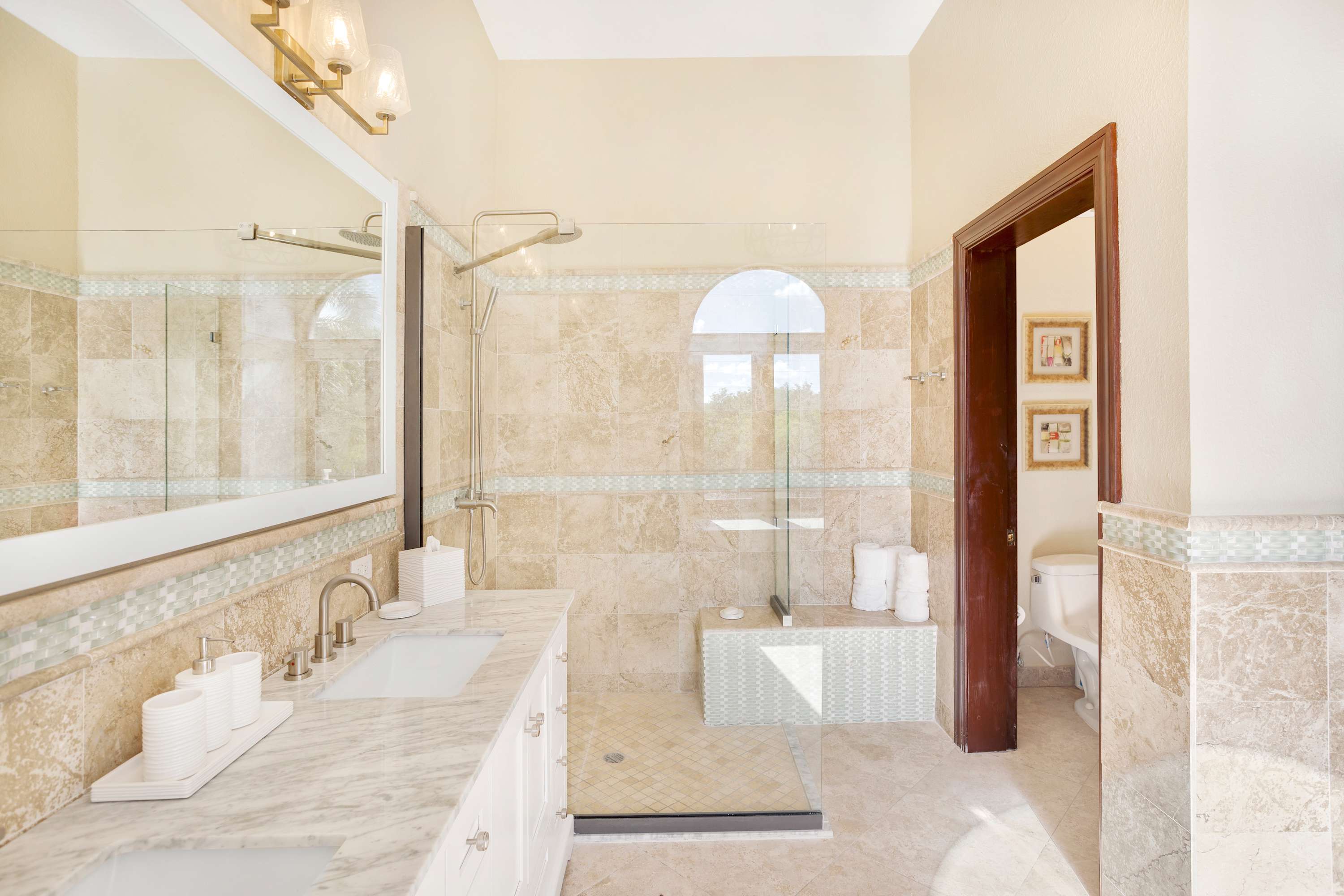 Seashell Villa, Limestone Bay Anguilla Beachfront Villa with Pool, Jacuzzi and Kayaks - Photo 41