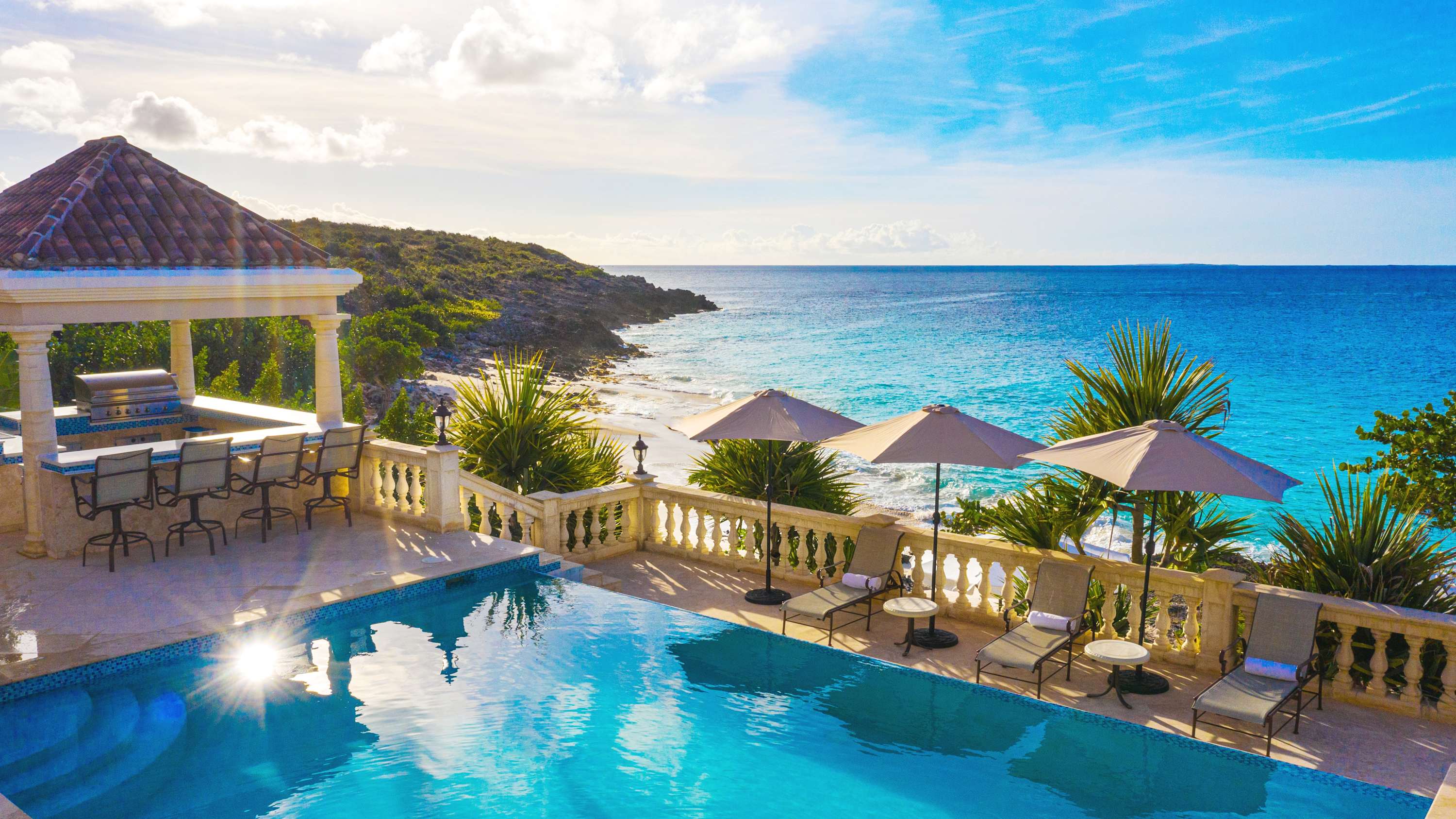 Seashell Villa, Limestone Bay Anguilla Beachfront Villa with Pool, Jacuzzi and Kayaks - Photo 5