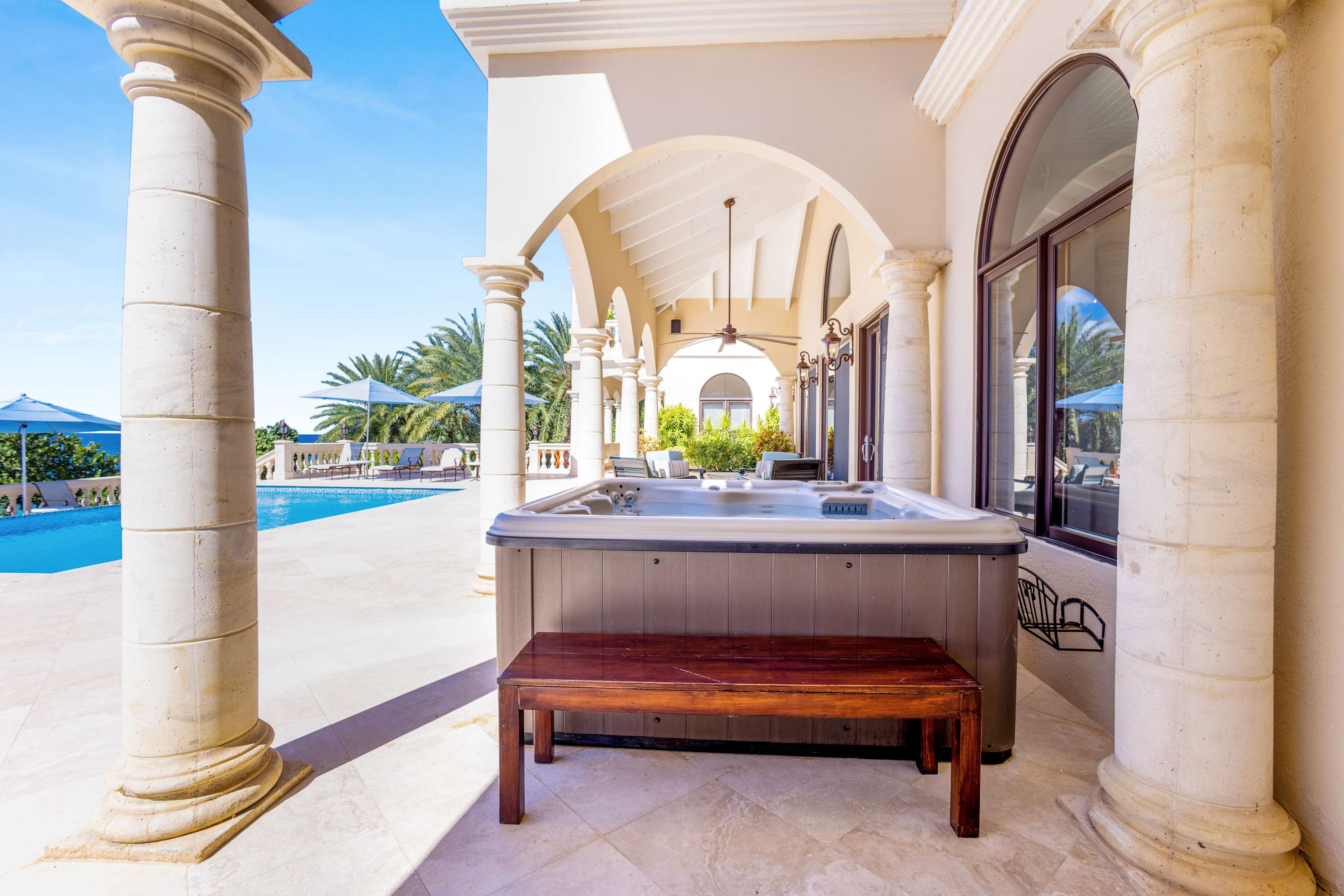 Seashell Villa, Limestone Bay Anguilla Beachfront Villa with Pool, Jacuzzi and Kayaks - Photo 8