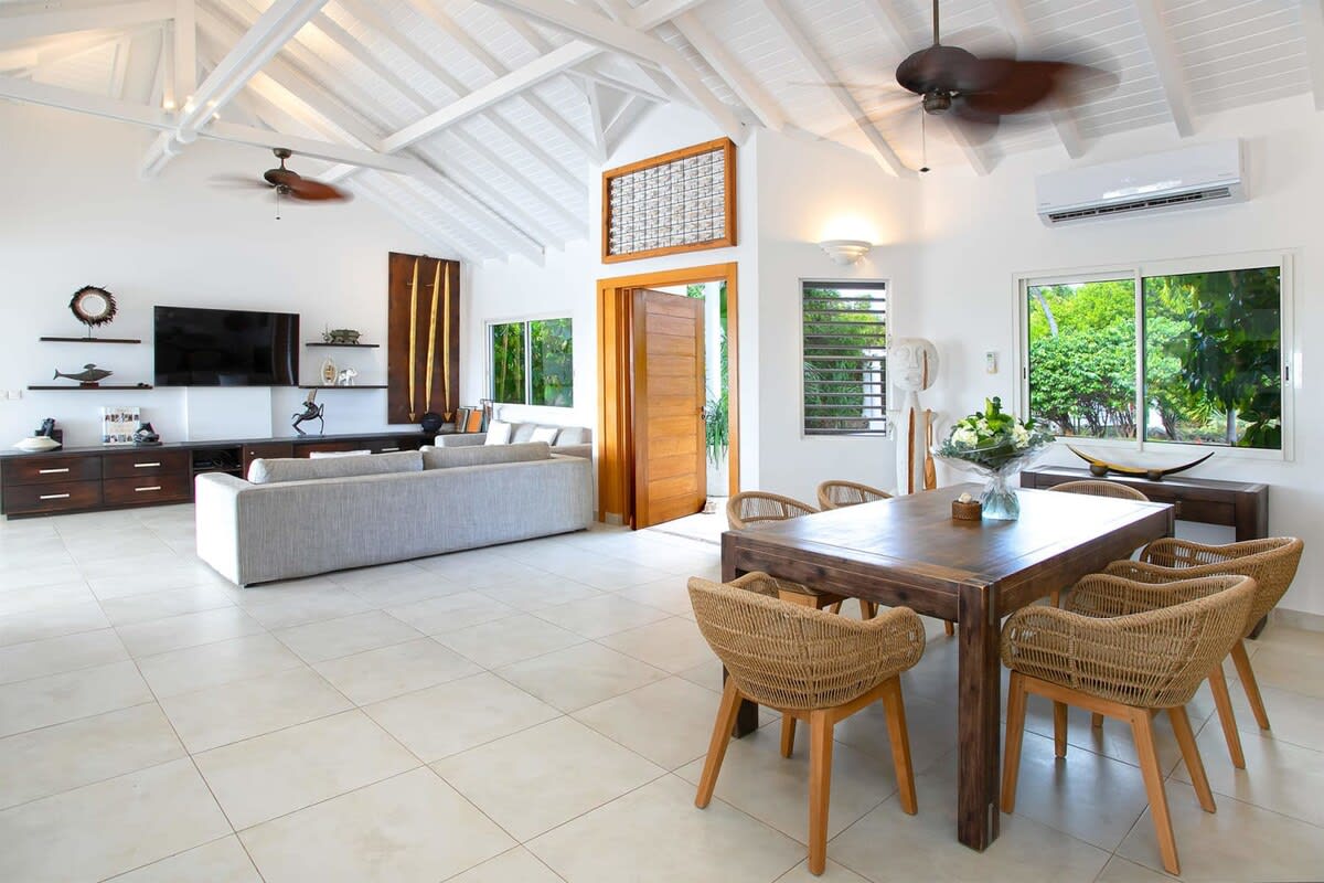 Villa Sol e Luna, Ocean-View Villa in Terres Basses - Photo 23