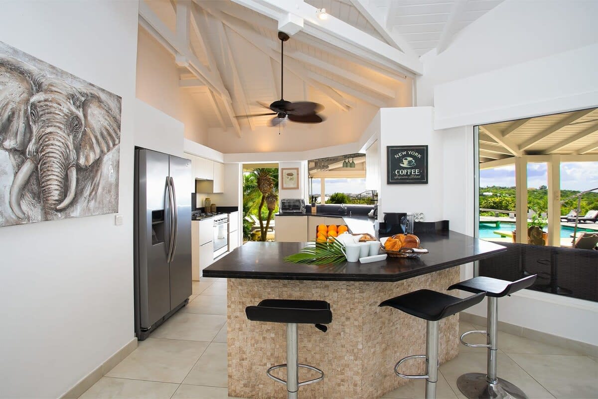 Villa Sol e Luna, Ocean-View Villa in Terres Basses - Photo 27