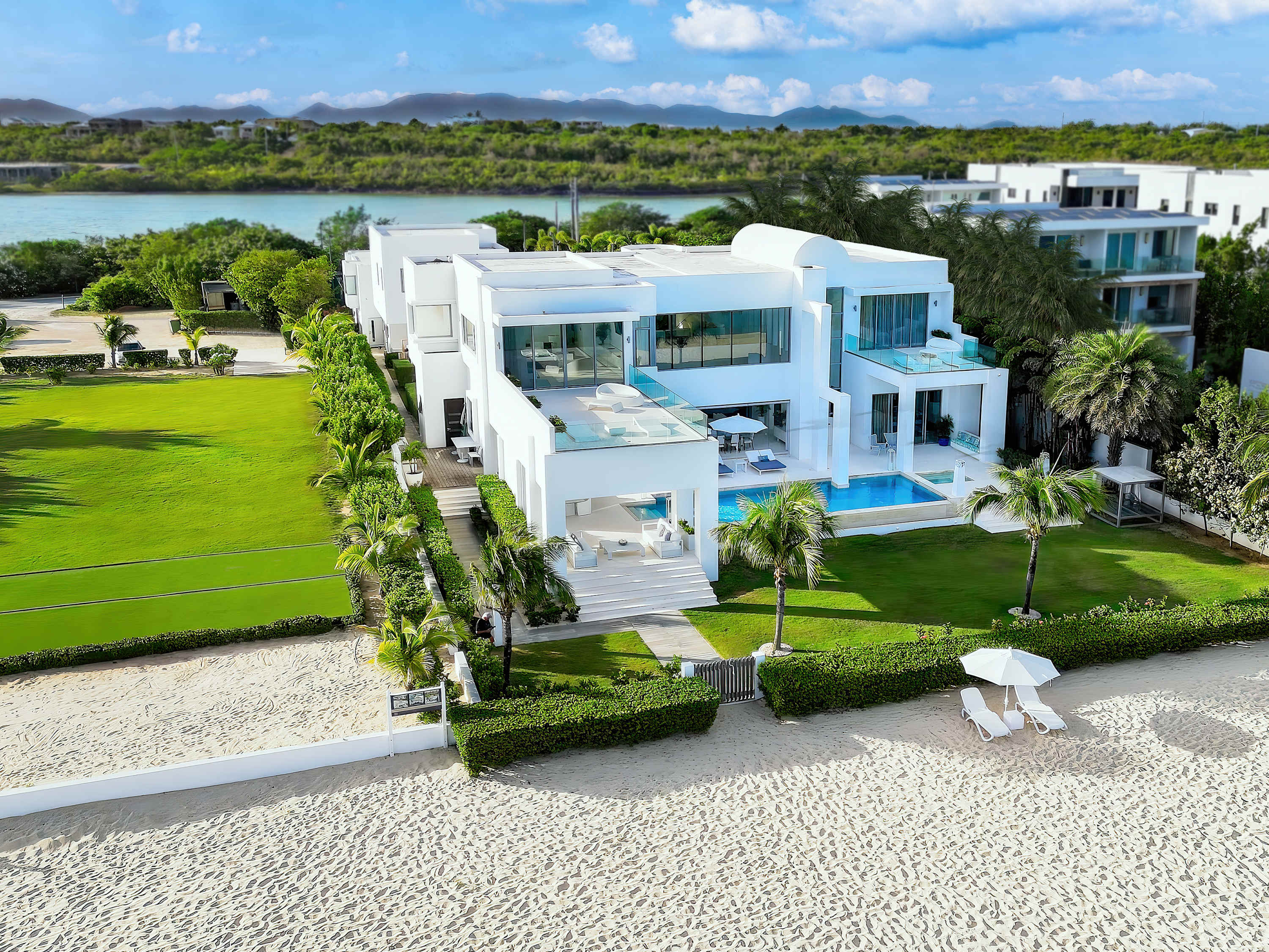 The Coastal House, Meads Bay Beachfront Estate with Eight King Suites Gallery 1