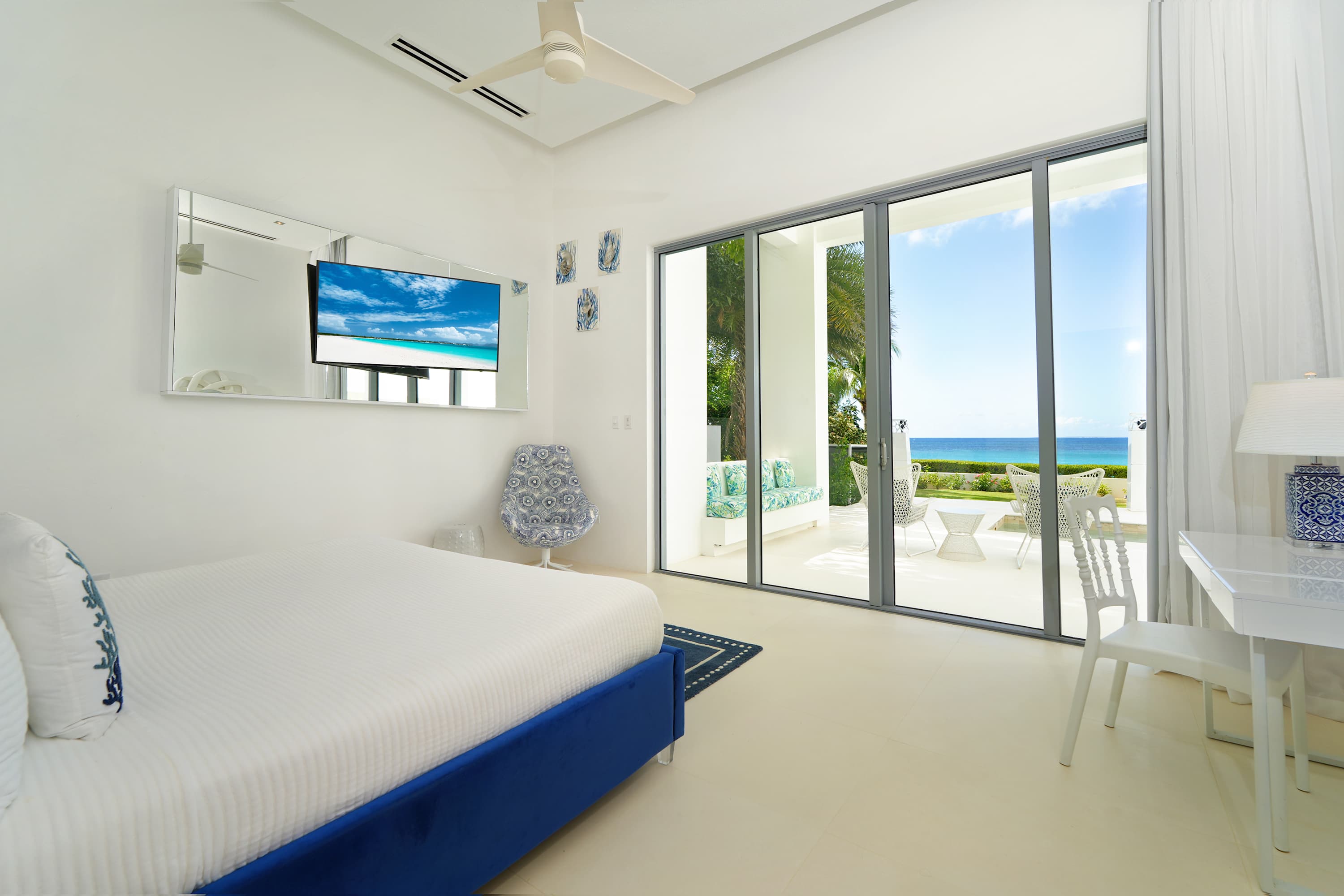The Coastal House, Meads Bay Beachfront Estate with Eight King Suites - Photo 24