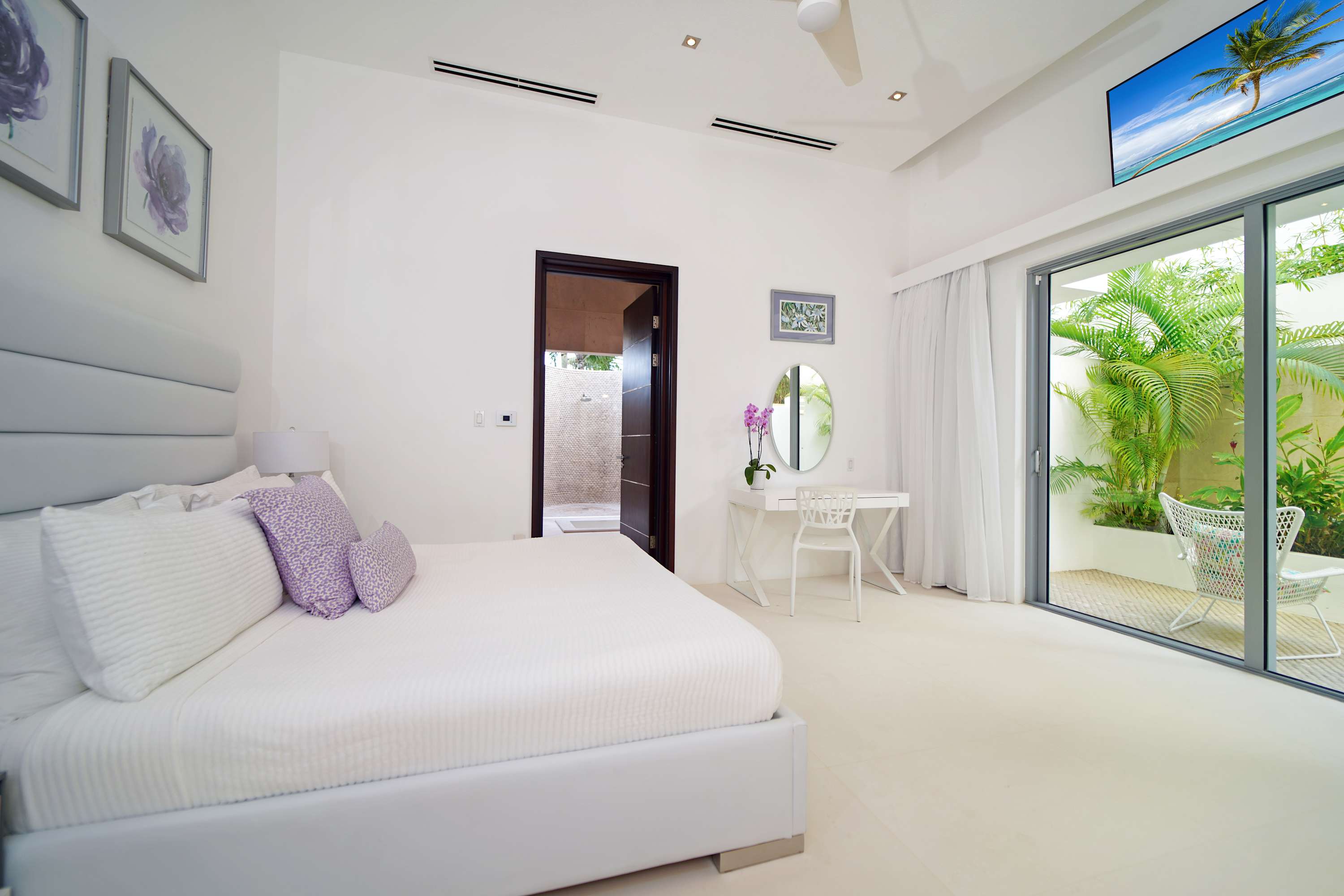 The Coastal House, Meads Bay Beachfront Estate with Eight King Suites - Photo 31