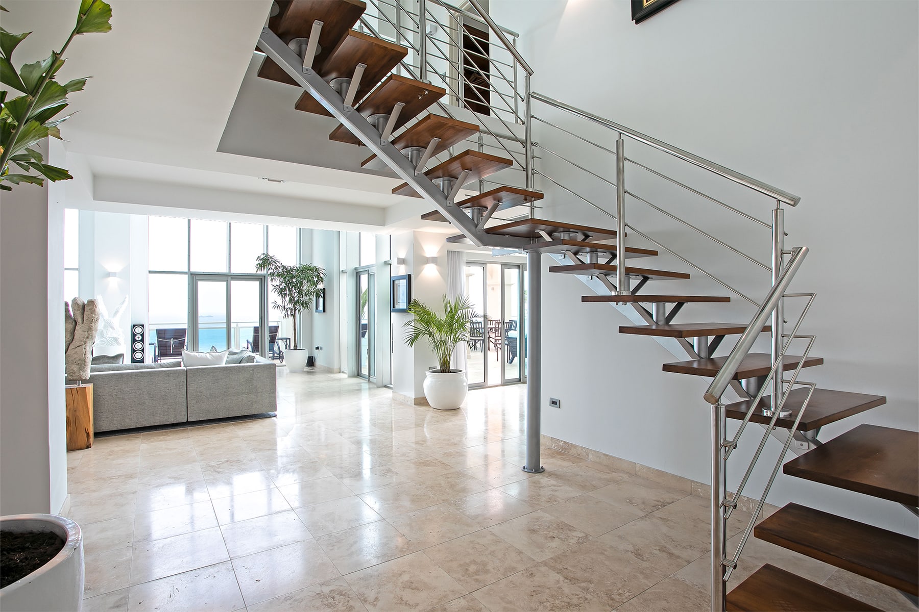 The Cove at The Cliff, a Beachfront Cupecoy Penthouse - Photo 17