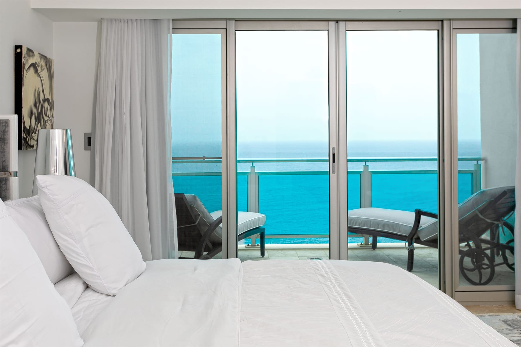 The Cove at The Cliff, a Beachfront Cupecoy Penthouse - Photo 21