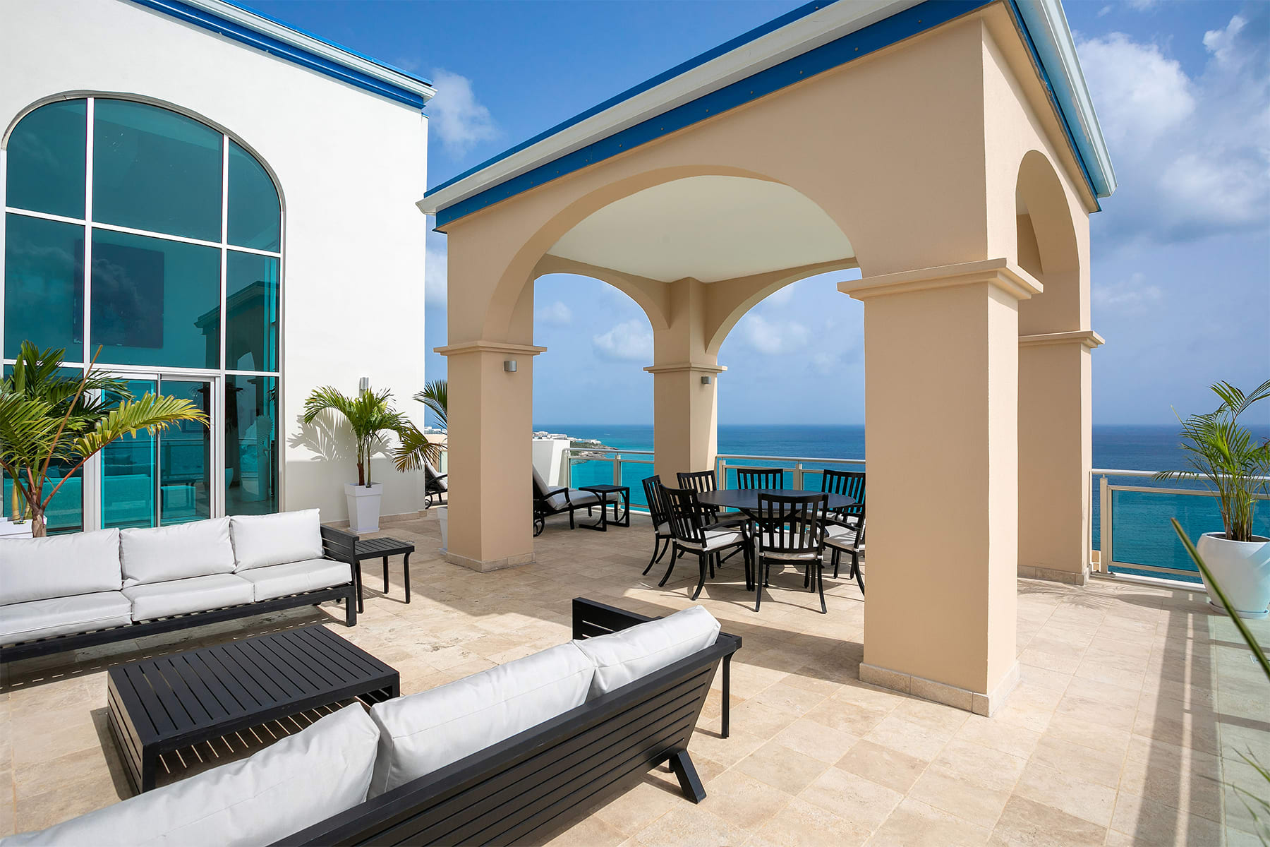 The Cove at The Cliff, a Beachfront Cupecoy Penthouse - Photo 7