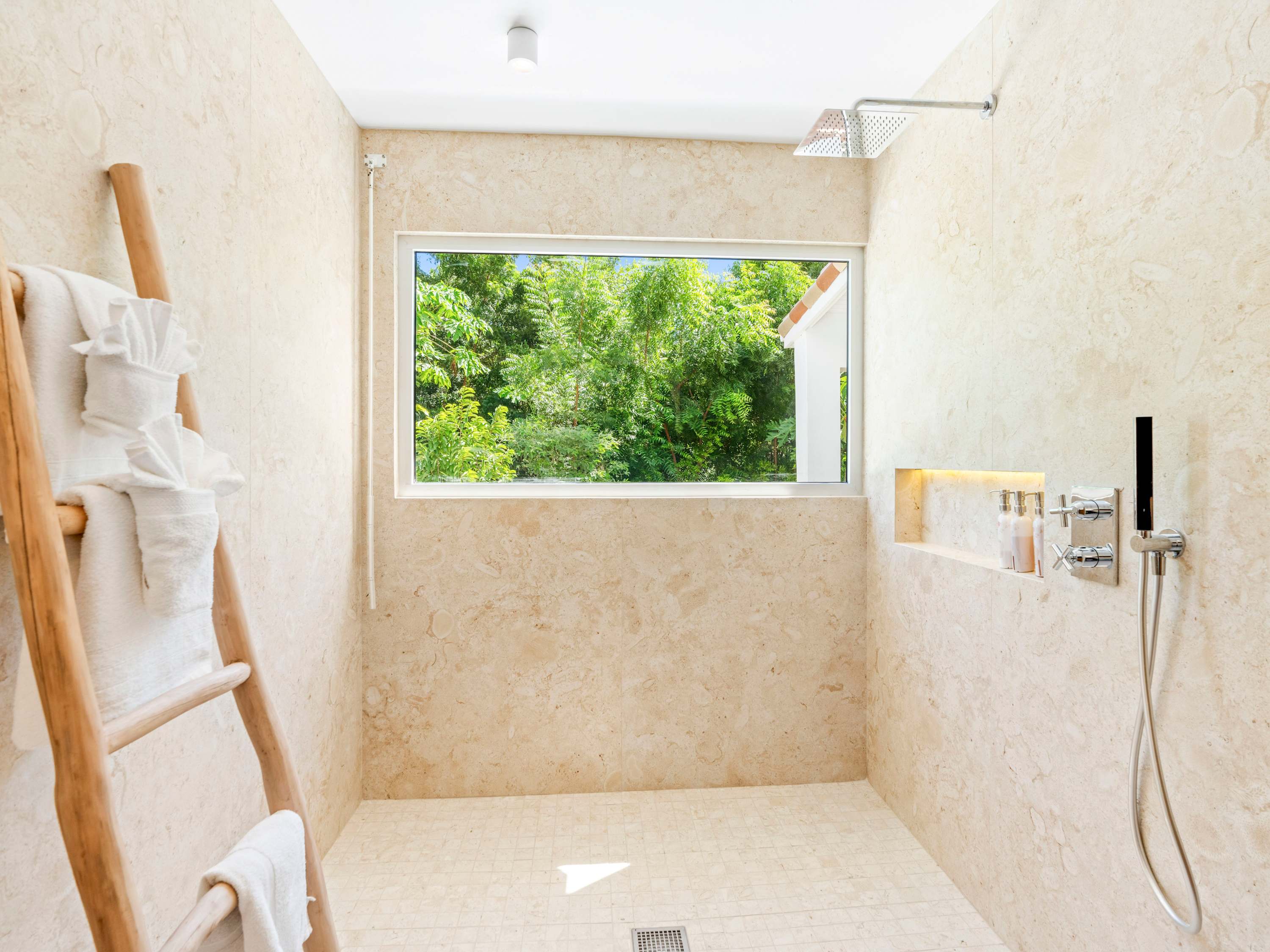 Ti Riviera, a Beachfront Hideaway for Two in Terres Basses - Photo 14