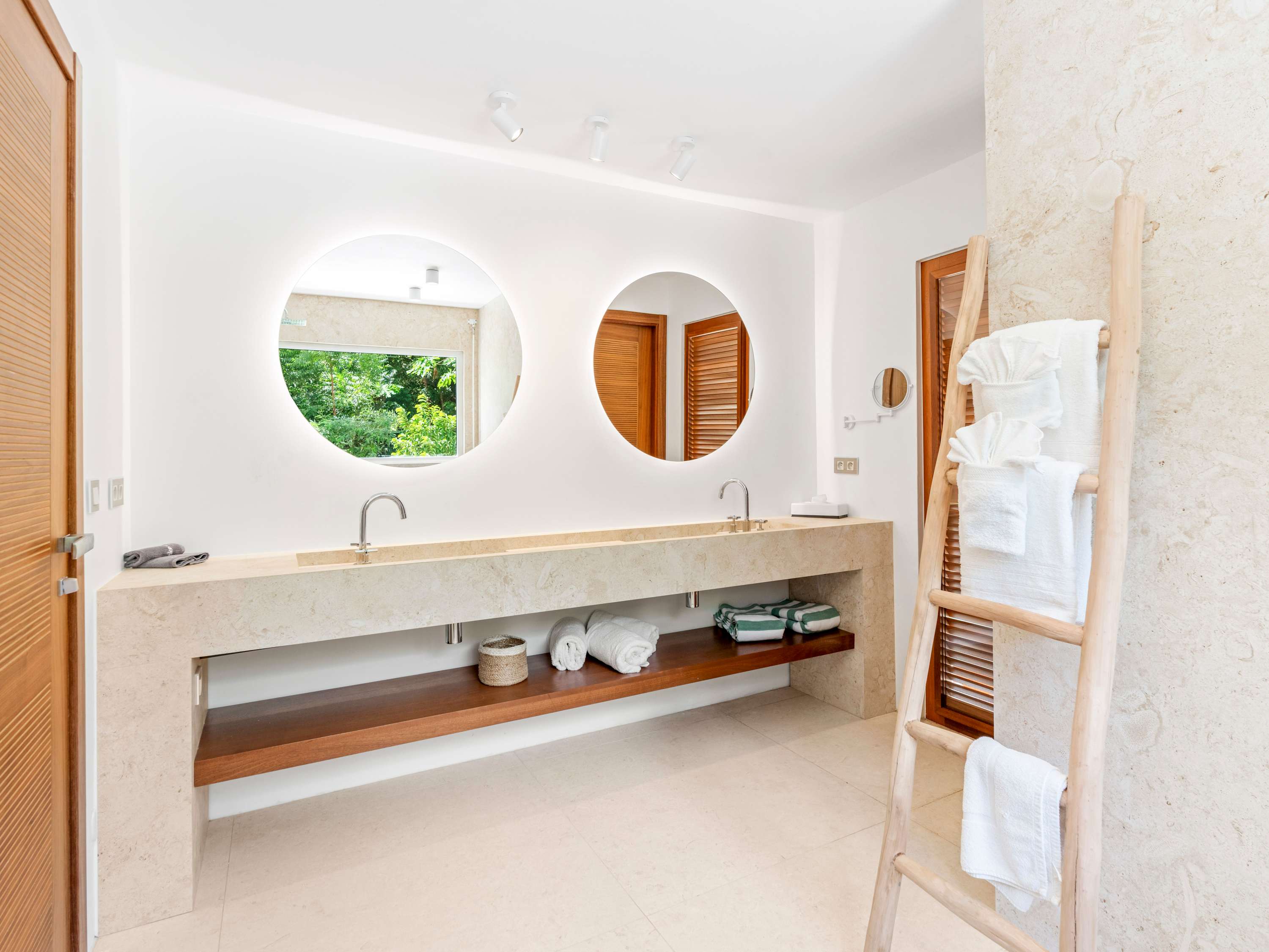 Ti Riviera, a Beachfront Hideaway for Two in Terres Basses - Photo 18