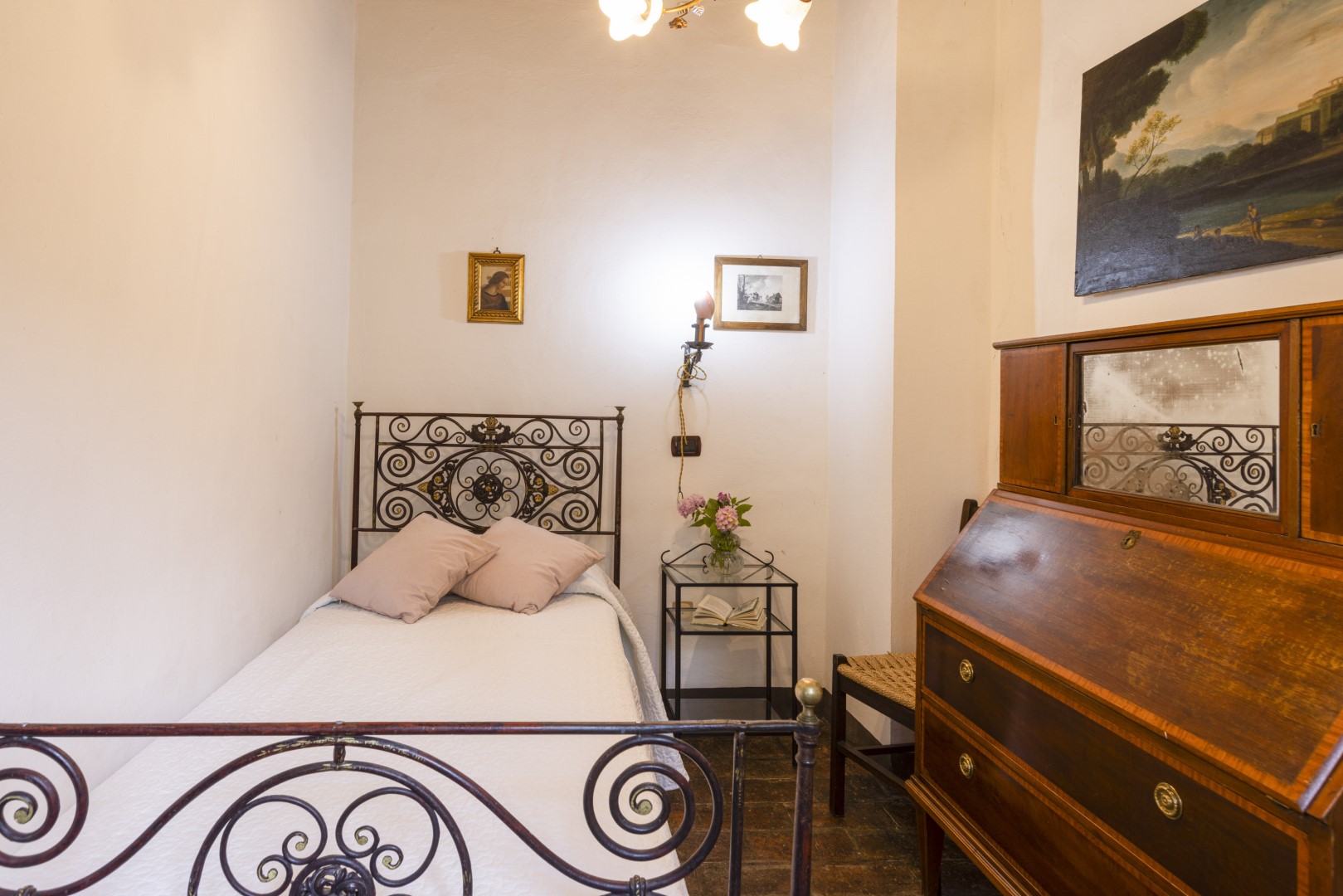 Torre di Paciano 6BR, Historic Umbrian Watchtower Above Lake Trasimeno - Photo 48