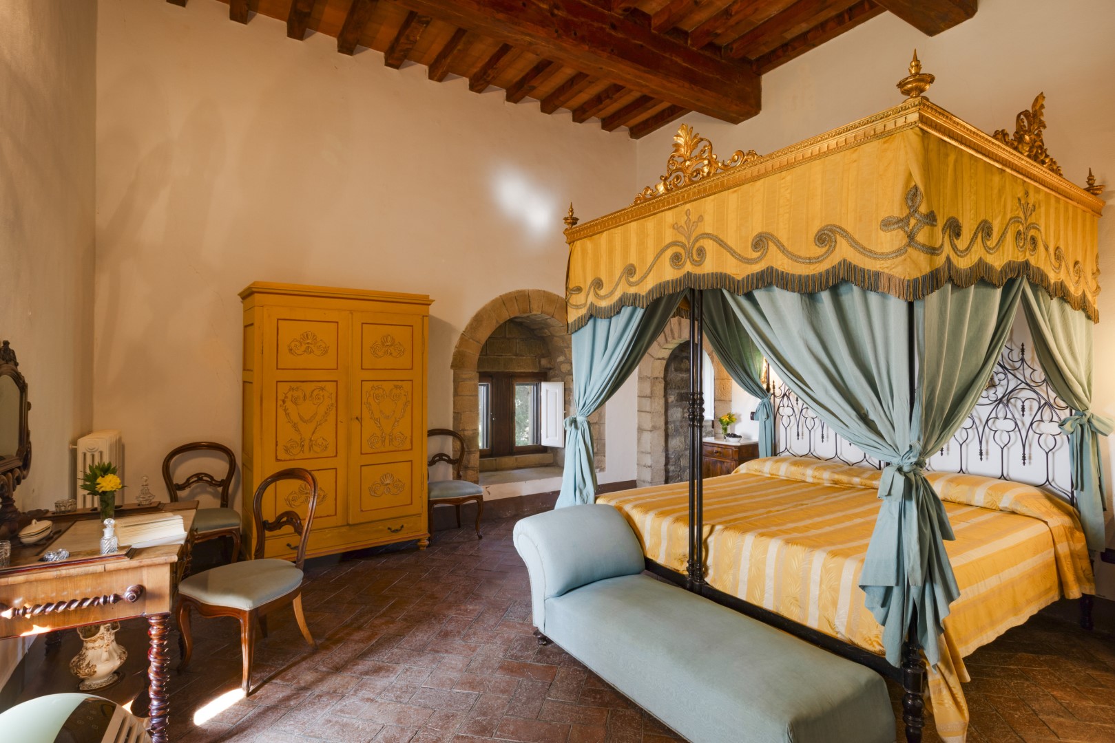 Torre di Paciano 6BR, Historic Umbrian Watchtower Above Lake Trasimeno - Photo 51