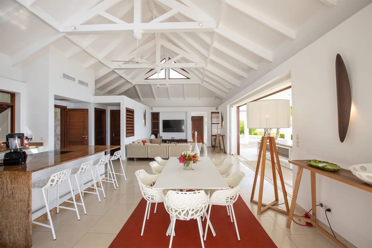Turtle Nest, Beachfront Baie Longue Villa with Four King Suites - Photo 17