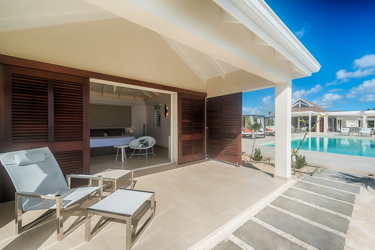 Turtle Nest, Beachfront Baie Longue Villa with Four King Suites - Photo 21