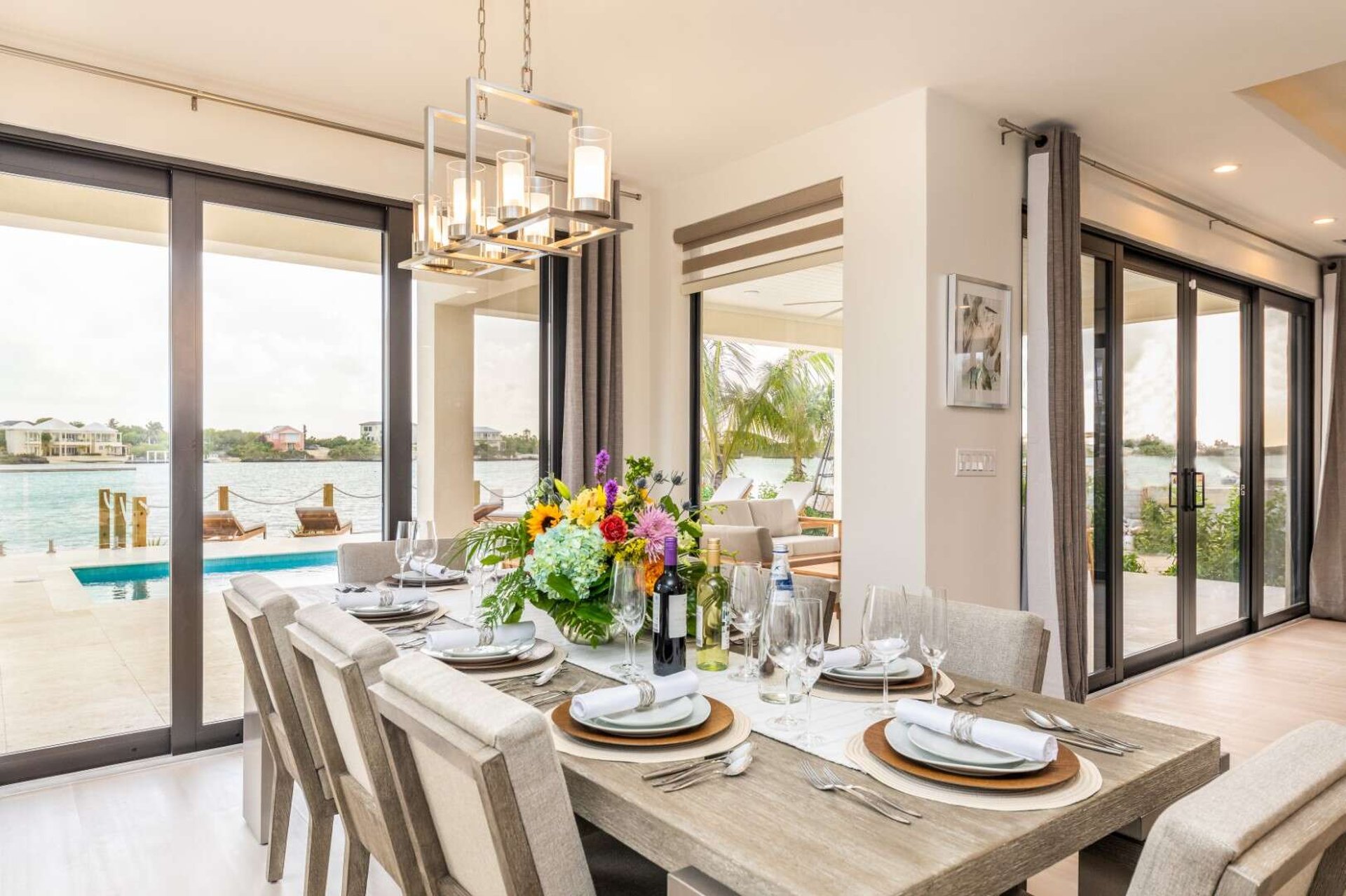 Villa Alexis, Beachfront Calm in Chalk Sound with Butler Service and a Private Pool - Photo 17
