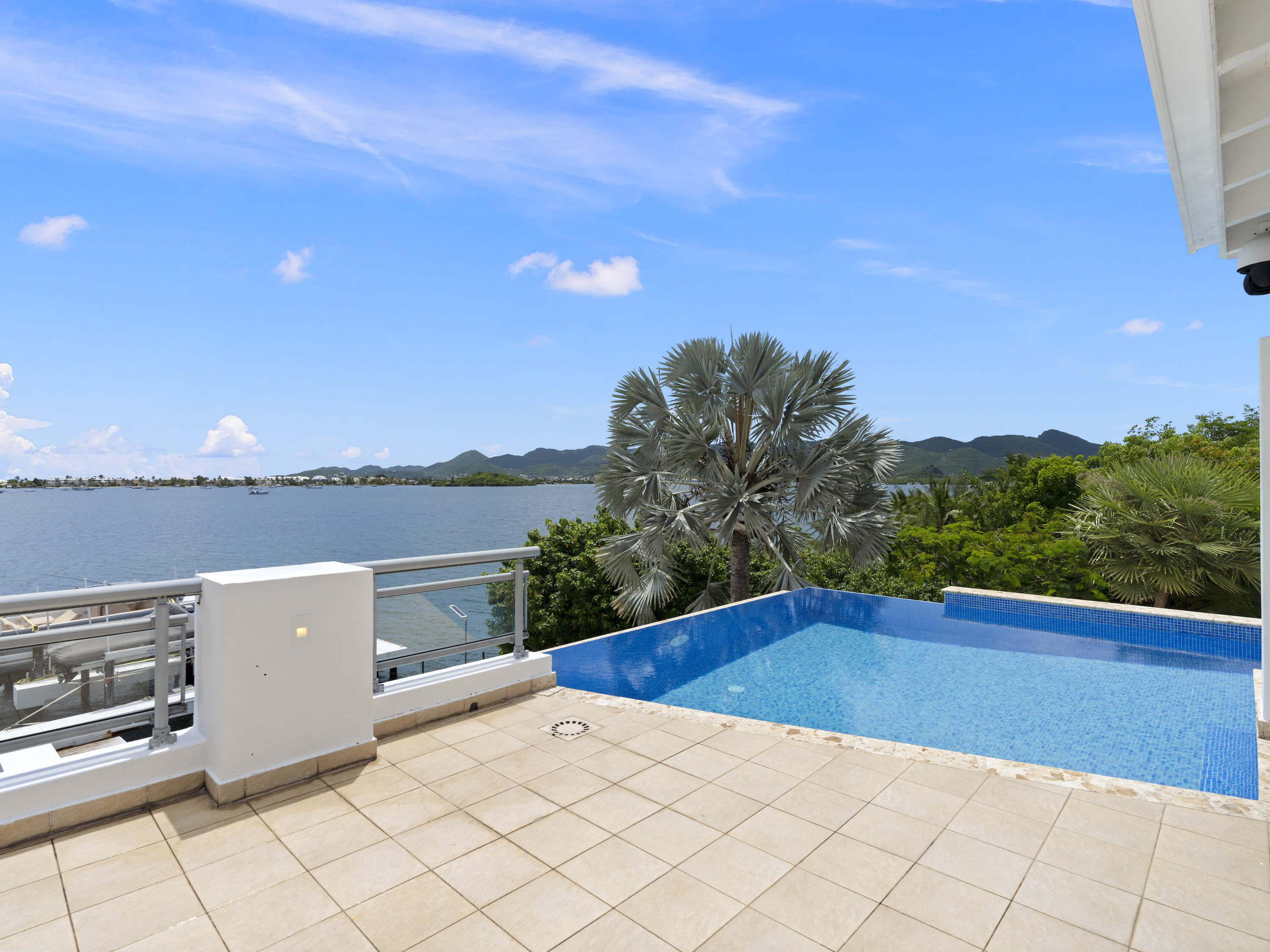 Villa Allegra, Aqua Marina Lagoon-Front Villa with Private Pool and Boat Slip - Photo 11