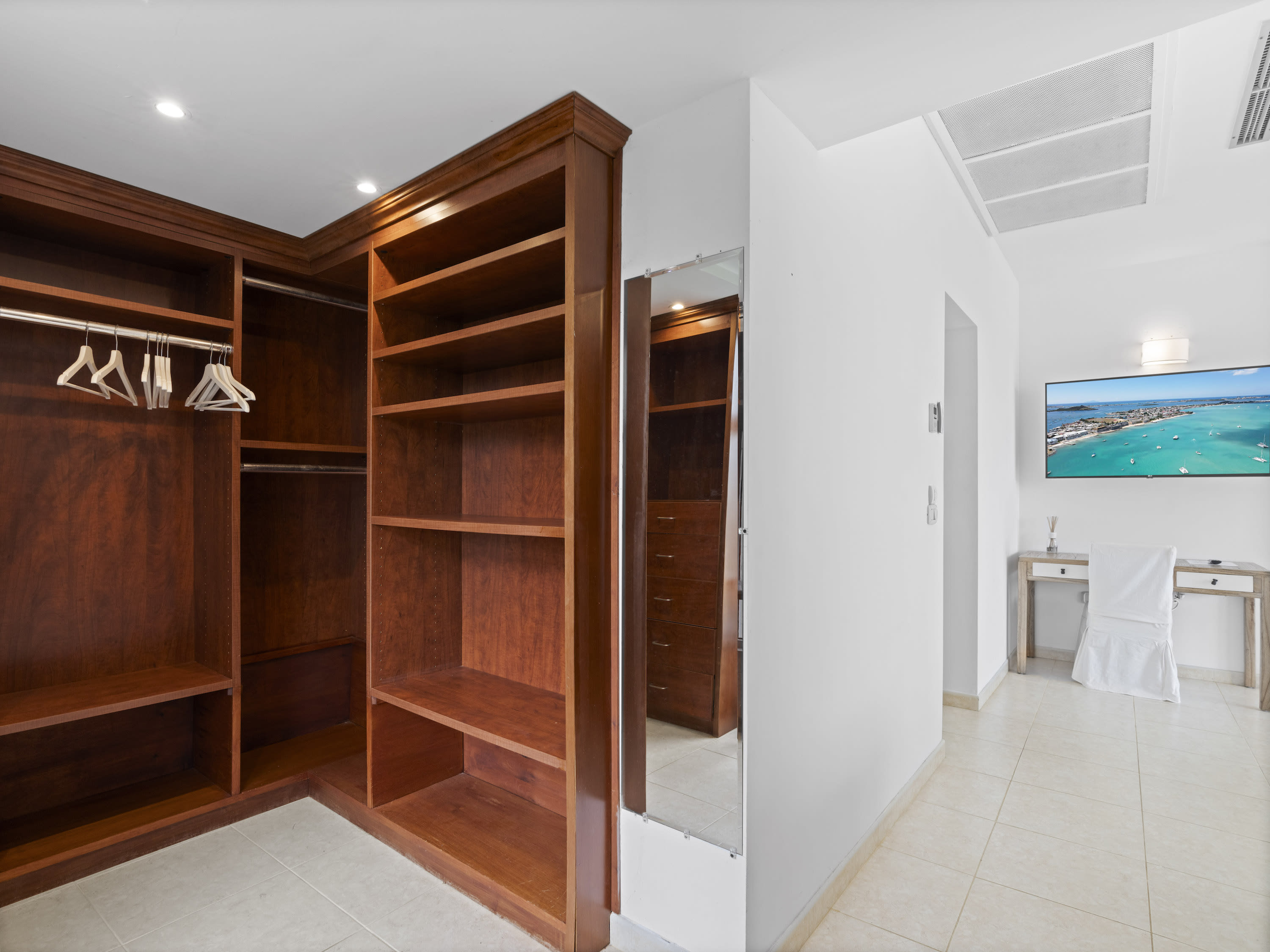 Villa Allegra, Aqua Marina Lagoon-Front Villa with Private Pool and Boat Slip - Photo 19