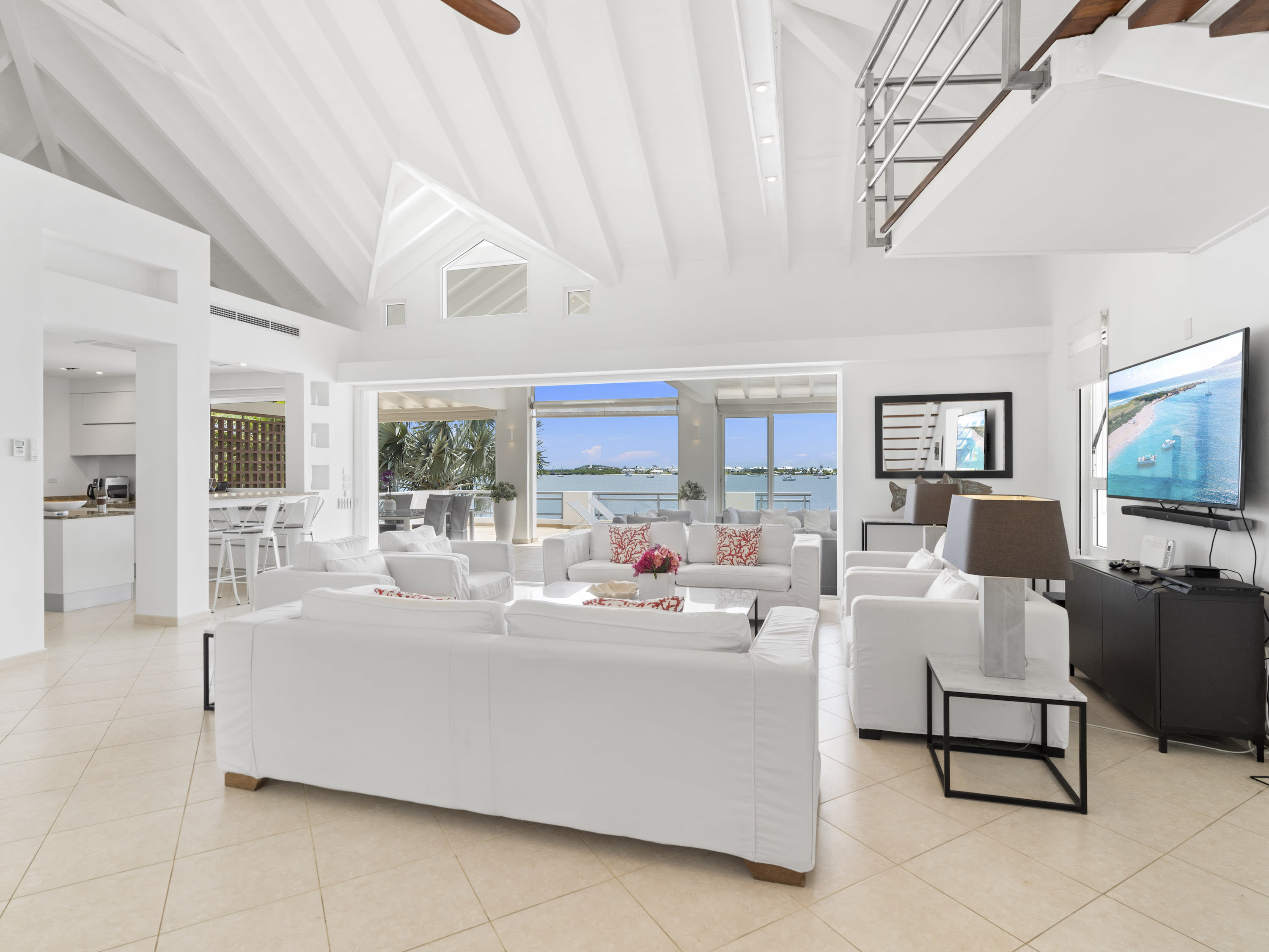 Villa Allegra, Aqua Marina Lagoon-Front Villa with Private Pool and Boat Slip Gallery 3