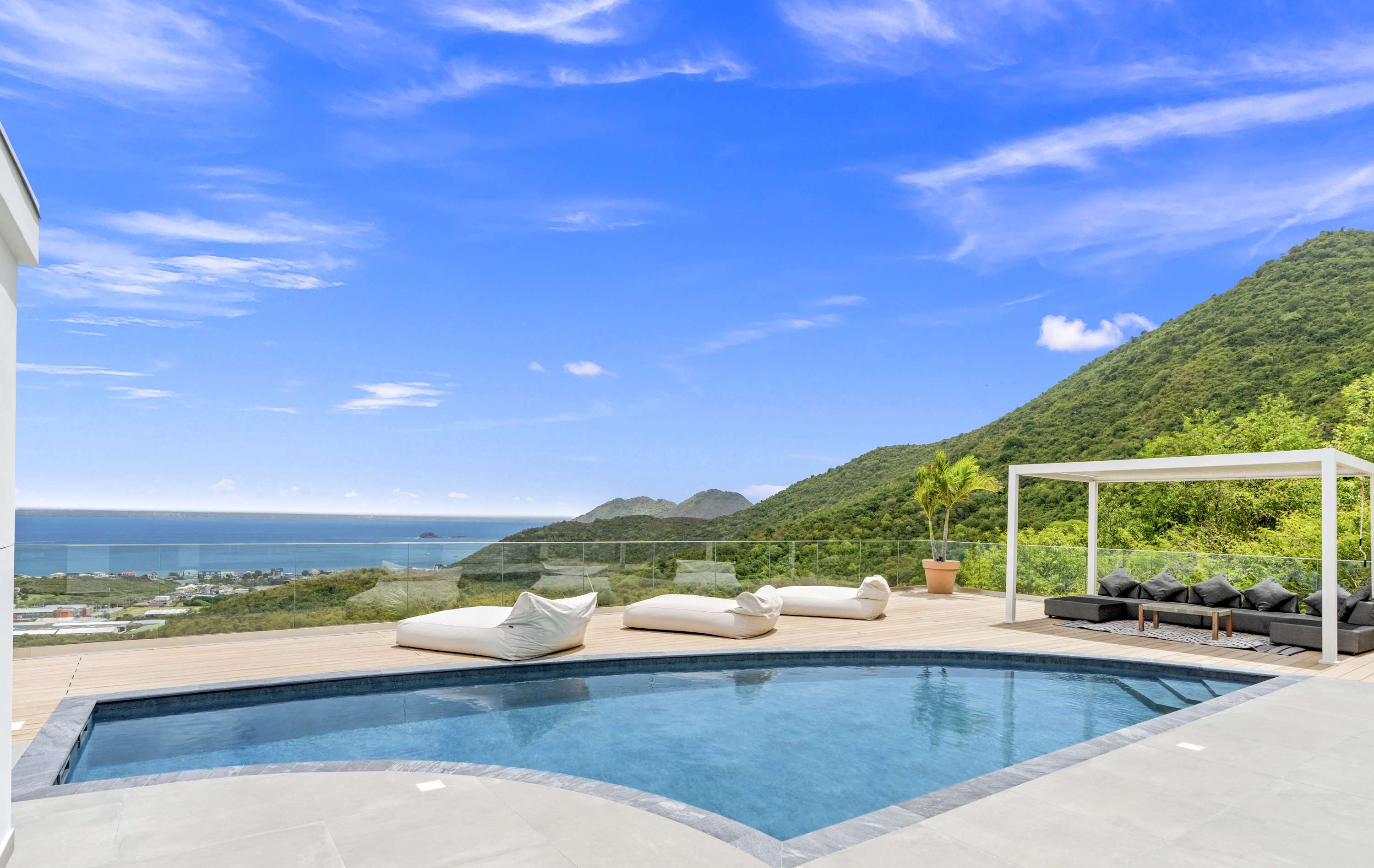Villa Almaro, Modern Boho Hillside Villa with Anguilla Sea Views Gallery 2