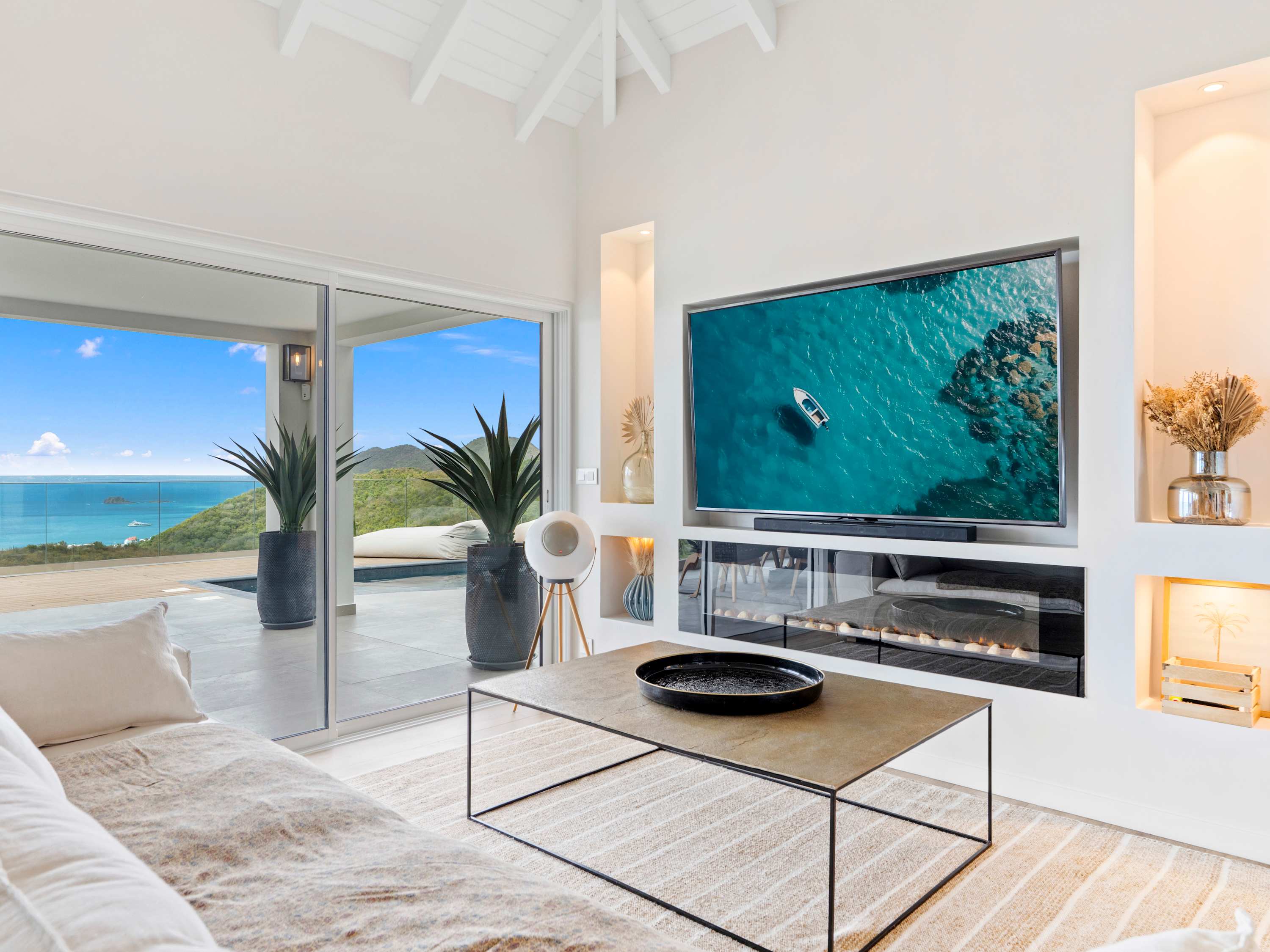 Villa Almaro, Modern Boho Hillside Villa with Anguilla Sea Views - Photo 31