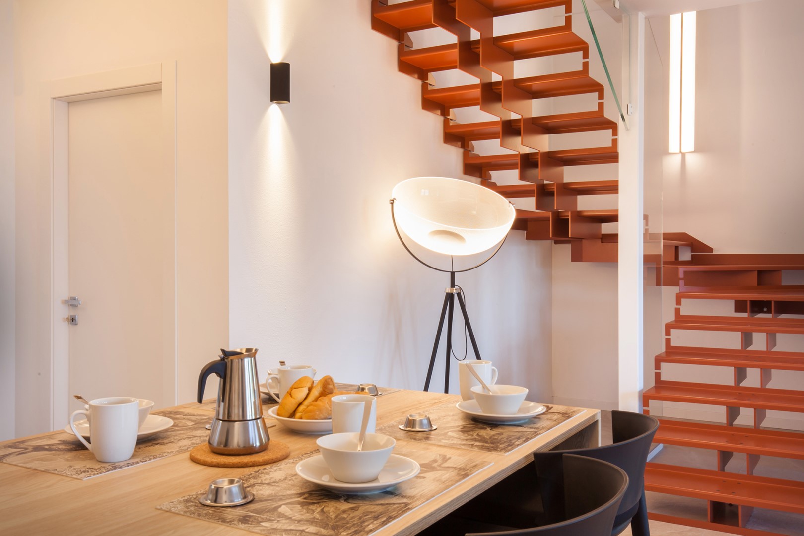 Villa Ama, Modern Lake Garda Retreat with Panoramic Views - Photo 24