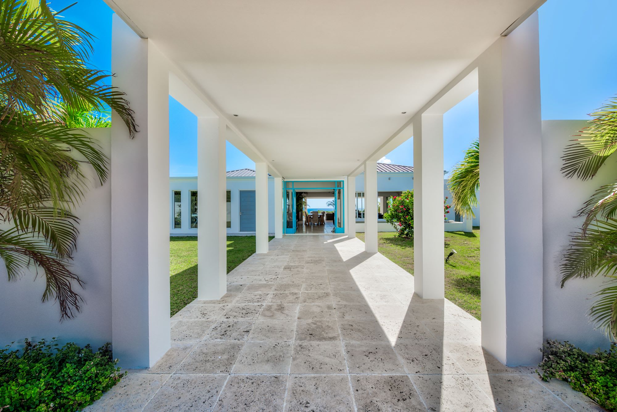 Villa Ambiance, a Terres Basses Estate with Panoramic Sea Views and Two Pools - Photo 24