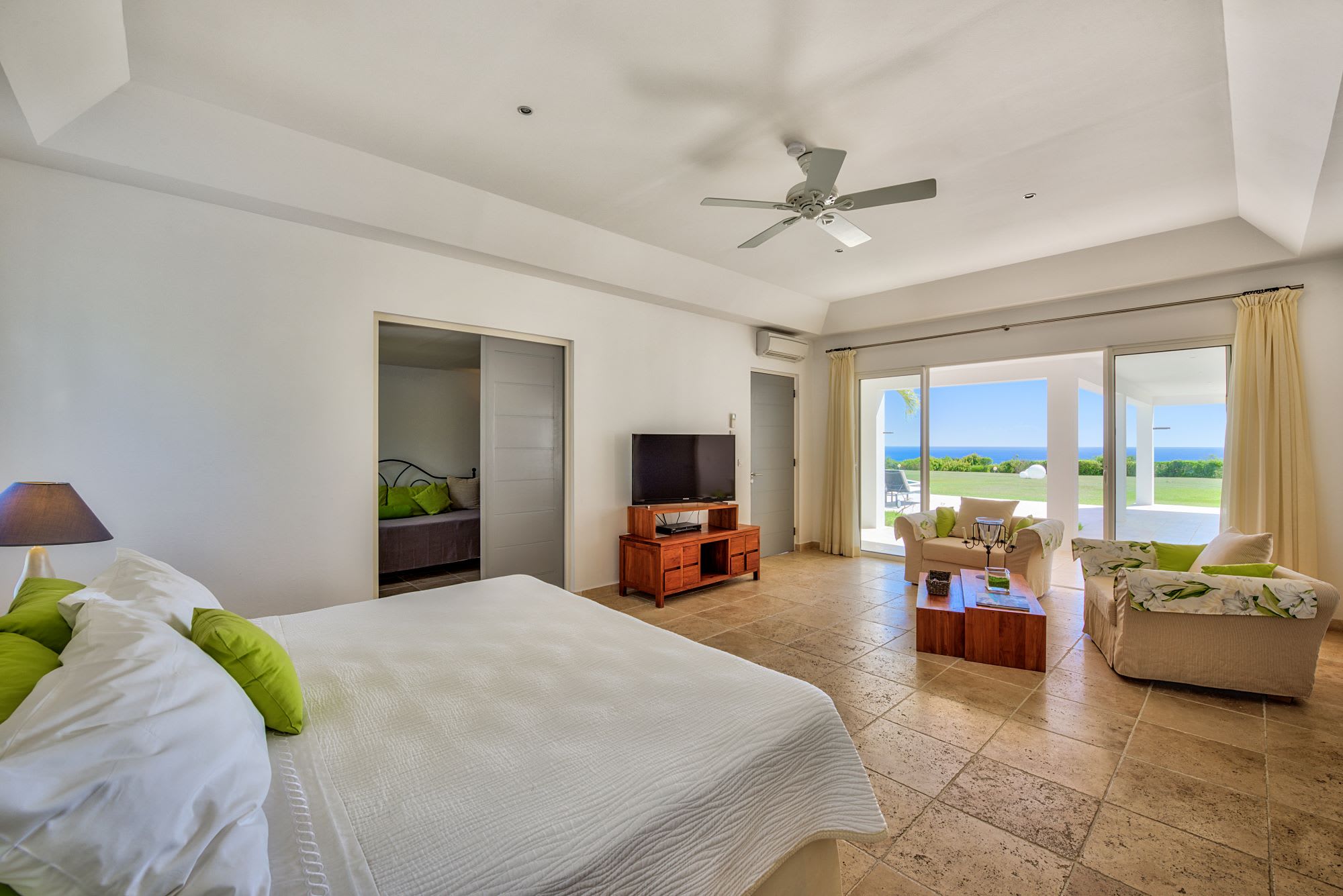 Villa Ambiance, a Terres Basses Estate with Panoramic Sea Views and Two Pools - Photo 40