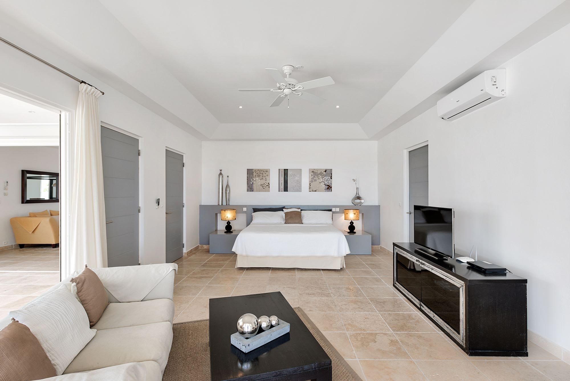 Villa Ambiance, a Terres Basses Estate with Panoramic Sea Views and Two Pools - Photo 50
