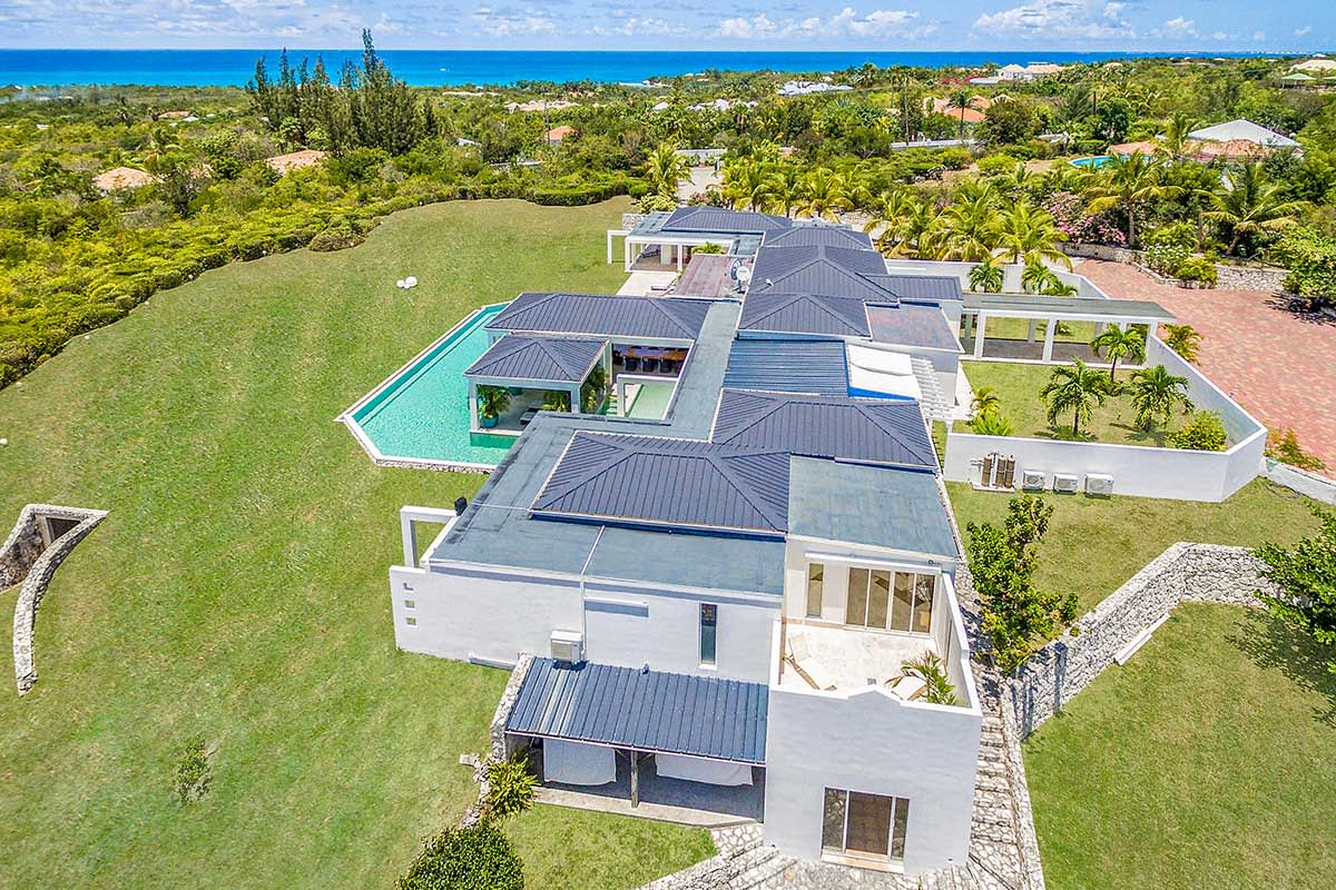 Villa Ambiance, a Terres Basses Estate with Panoramic Sea Views and Two Pools - Photo 54