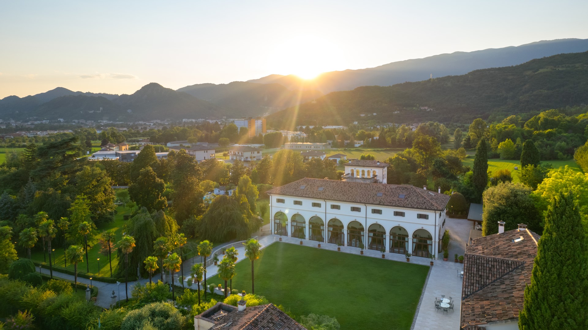 Villa Barchessa Panigai, Neoclassical Calm in Veneto’s Prosecco Hills - Photo 18