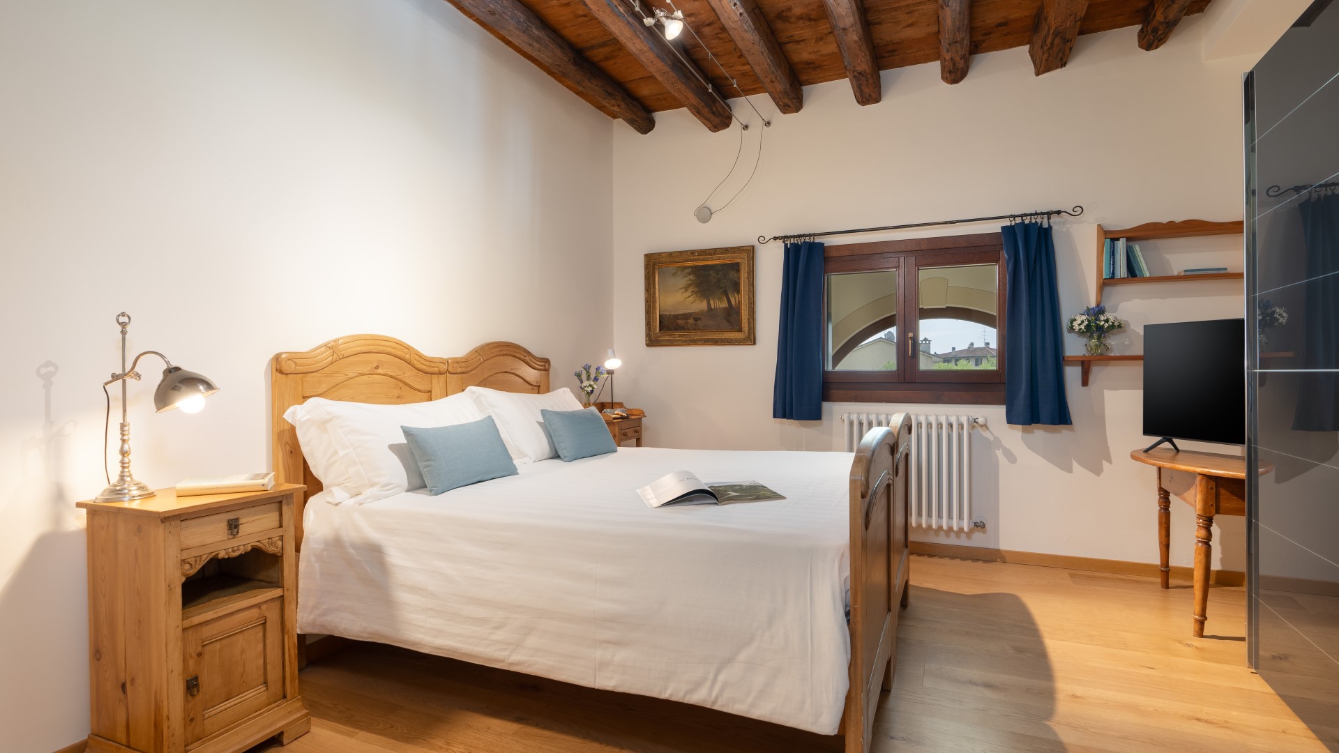 Villa Barchessa Panigai, Neoclassical Calm in Veneto’s Prosecco Hills - Photo 33
