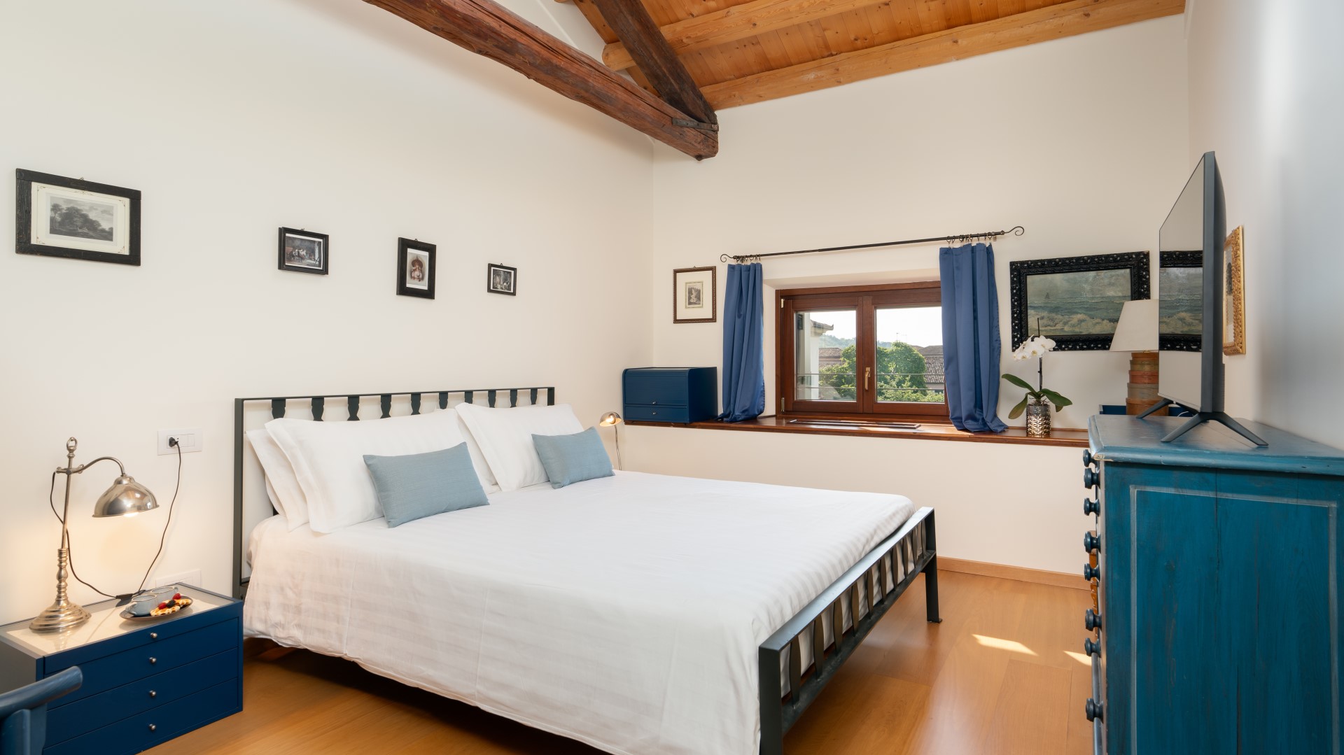 Villa Barchessa Panigai, Neoclassical Calm in Veneto’s Prosecco Hills - Photo 45